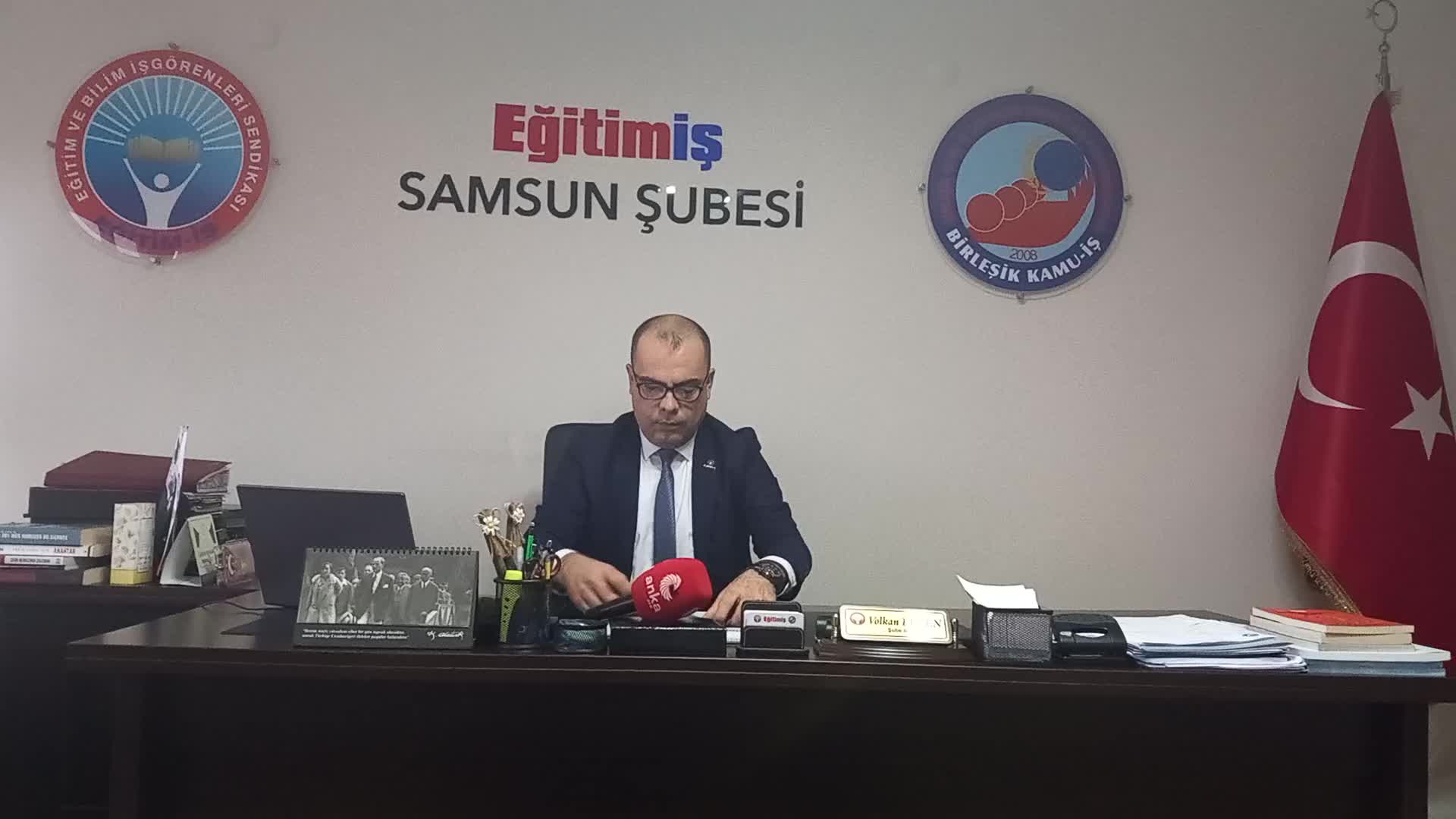 EĞİTİM-İŞ SENDİKASI SAMSUN ŞUBESİ: "SİYASİ İKTİDARIN HEDEFİ ÖĞRENCİLERİ CEMAATLERİN VE TARİKATLARIN KUCAĞINA İTEREK ÇAĞDAŞ, BİLİMSEL, AKILCI, LAİK EĞİTİM SİSTEMİNİ ORTADAN KALDIRMAKTIR"