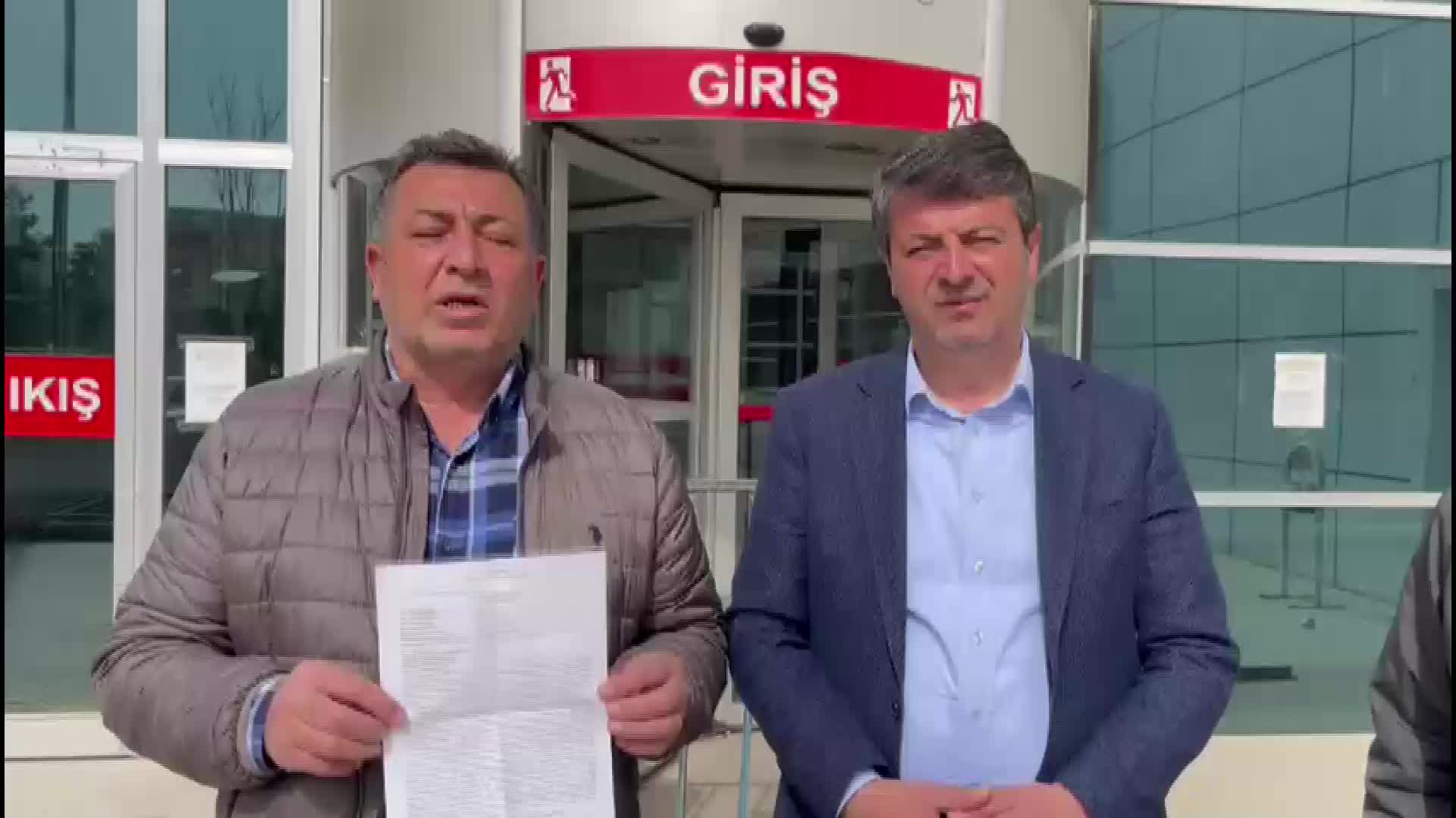CHP’Lİ VEKİLLERDEN ARAMA KURTARMA VE YARDIM ÇALIŞMALARINDA YETERSİZ KALDIKLARI GEREKÇESİYLE YETKİLİLER HAKKINDA SUÇ DUYURUSU