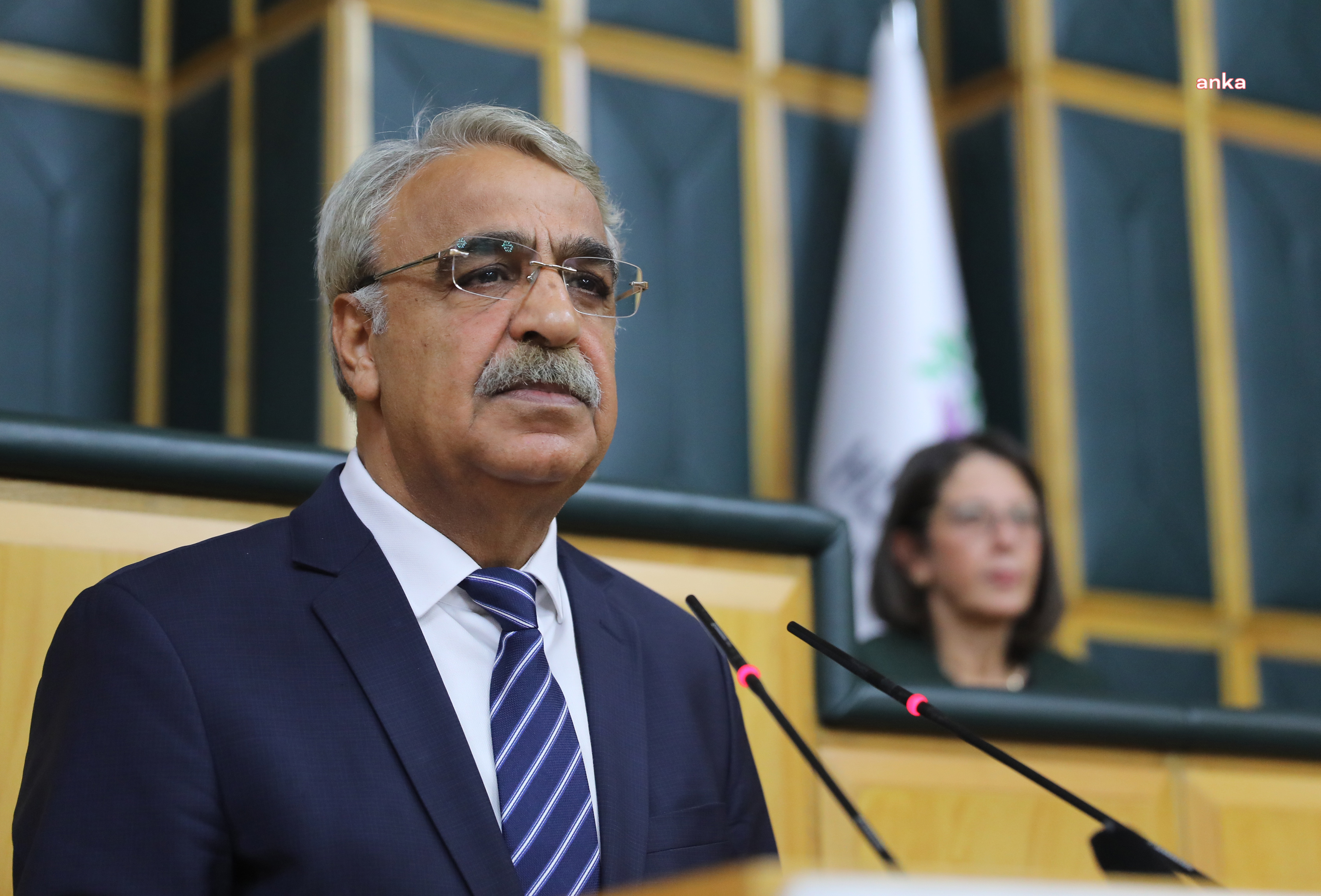 MİTHAT SANCAR: “KILIÇDAROĞLU’NUN ADAYLIĞI HAYIRLI OLSUN”