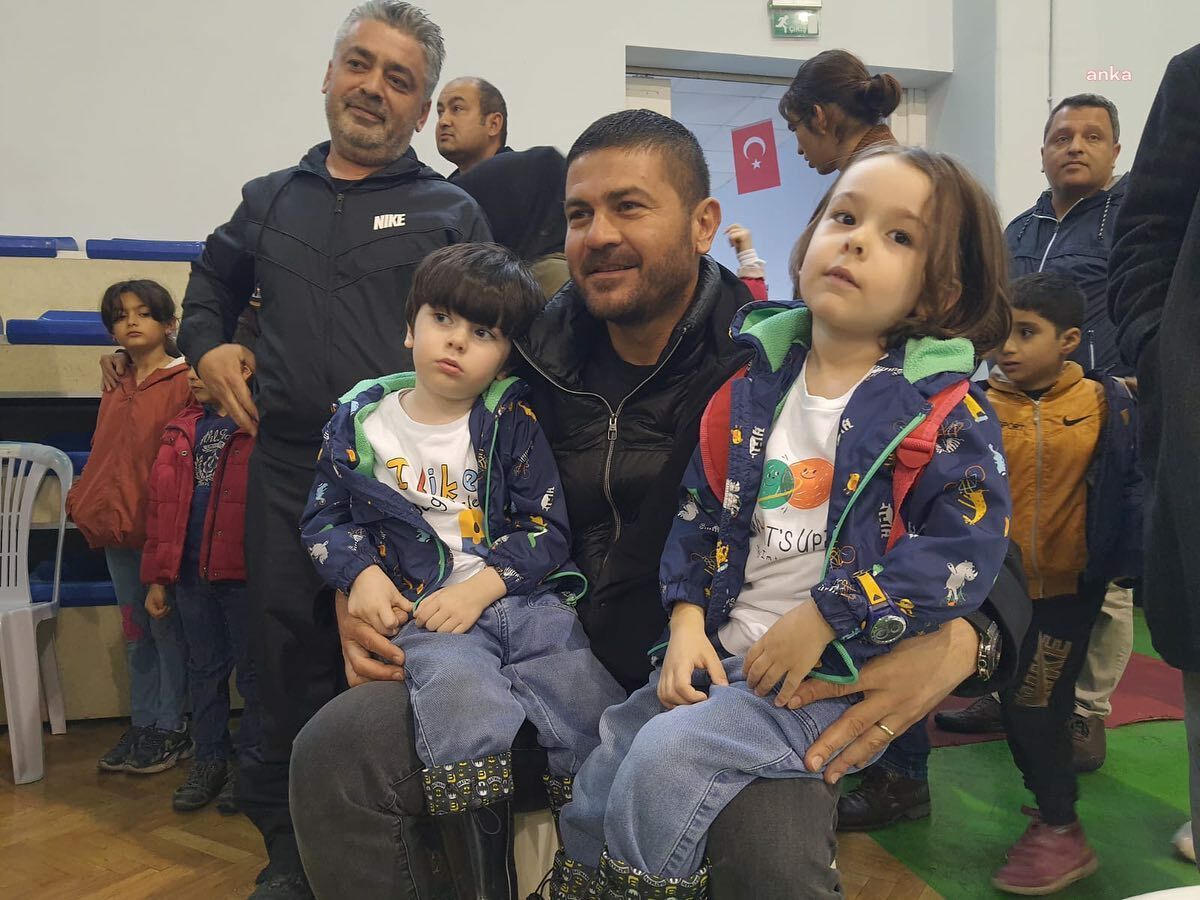 FOÇA’DA ÇOCUKLAR UZAY KÜRESİ İLE ÖĞRENDİ