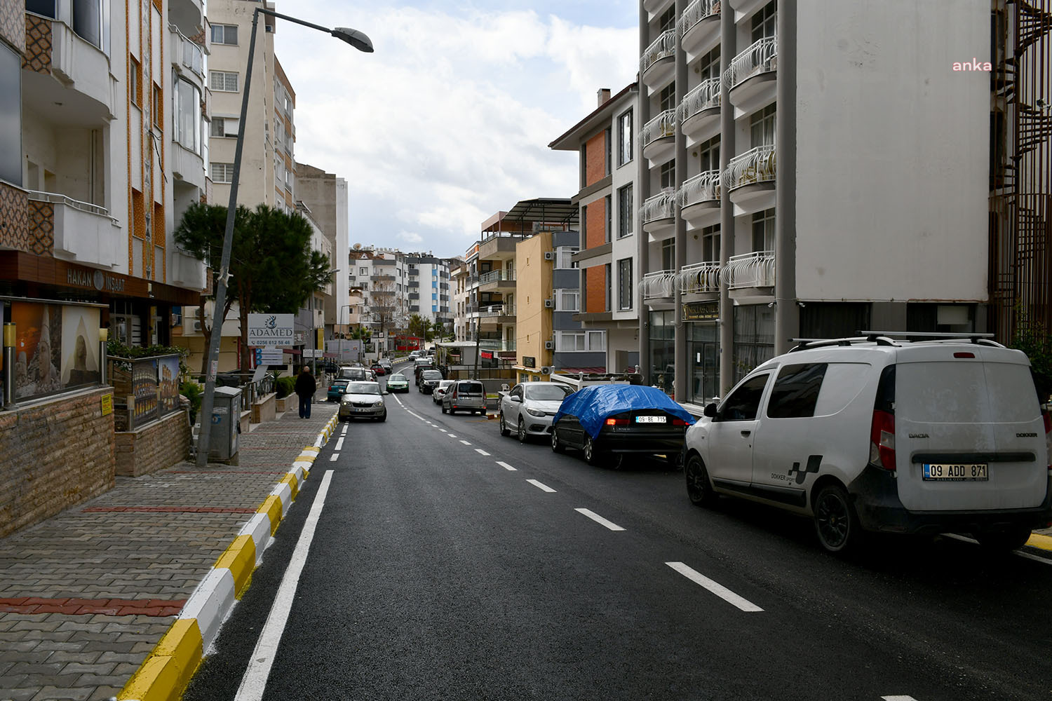 KUŞADASI BELEDİYESİ, CUMHURİYET MAHALLESİ’NDEKİ YENİLEME ÇALIŞMALARINDA SONA YAKLAŞIYOR