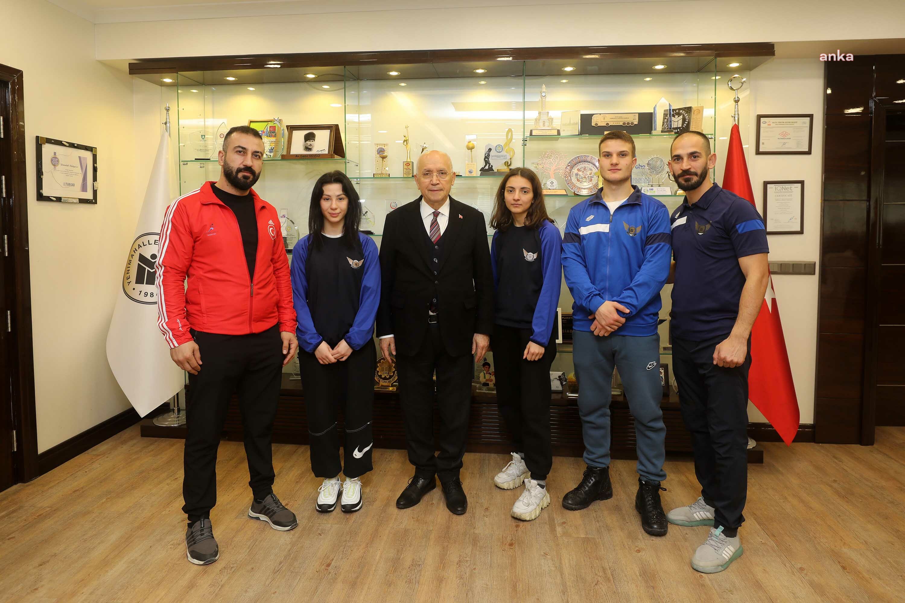 YENİMAHALLE’NİN SPORCULARI İLÇEYE MADALYAYLA DÖNDÜ