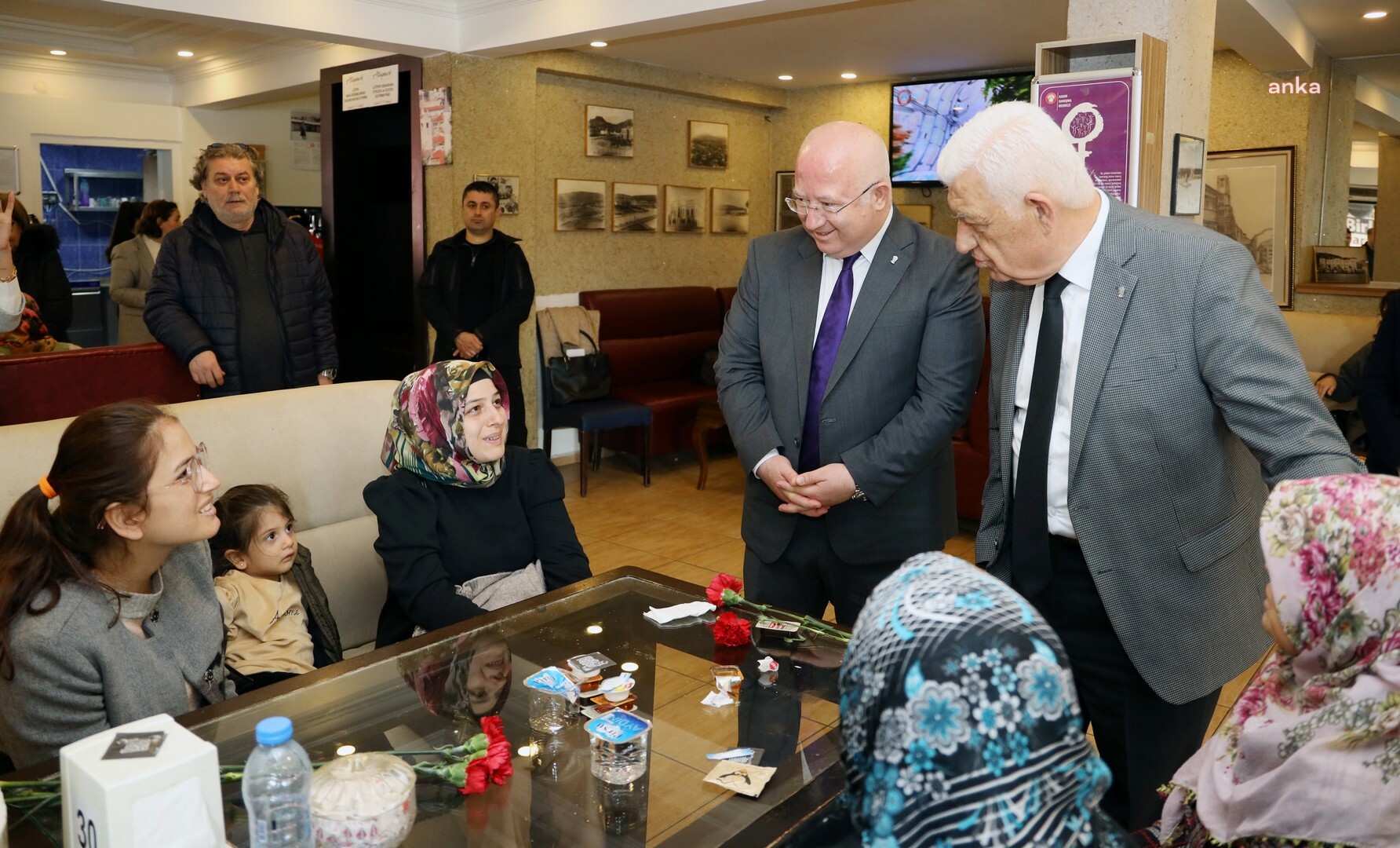 MENTEŞE BELEDİYESİ'NDEN DEPREMZEDE KADINLAR İÇİN KAHVALTI ETKİNLİĞİ