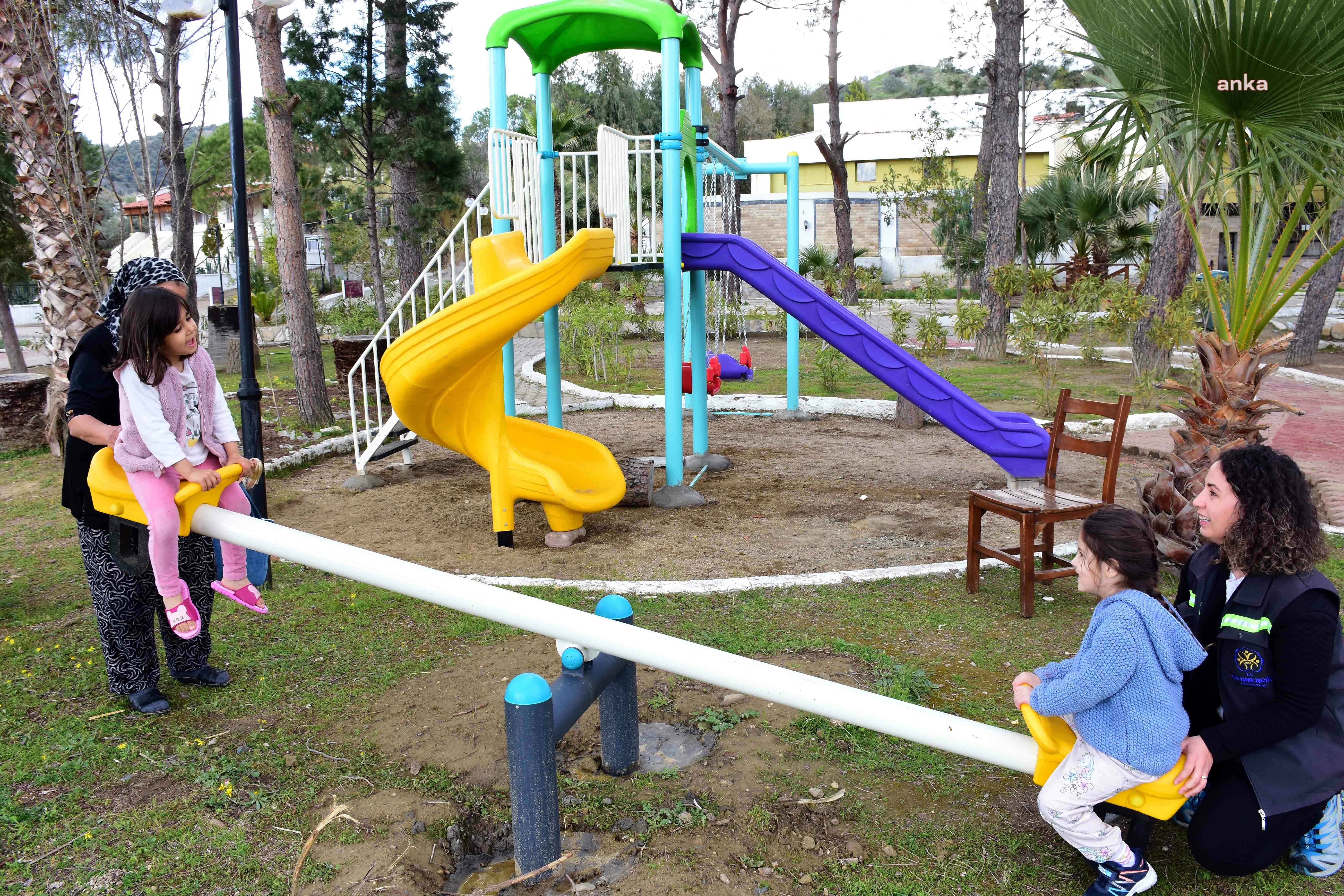 GERMENCİK'TE DEPREMZEDE ÇOCUKLAR İÇİN OYUN PARKI KURULDU