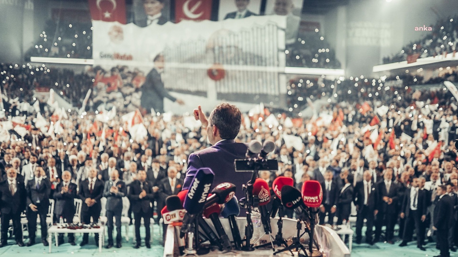 YENİDEN REFAH PARTİSİ, DEPREMZEDELERDEN MİLLETVEKİLİ ADAYLIĞI İÇİN ÜCRET TALEP ETMEYECEK