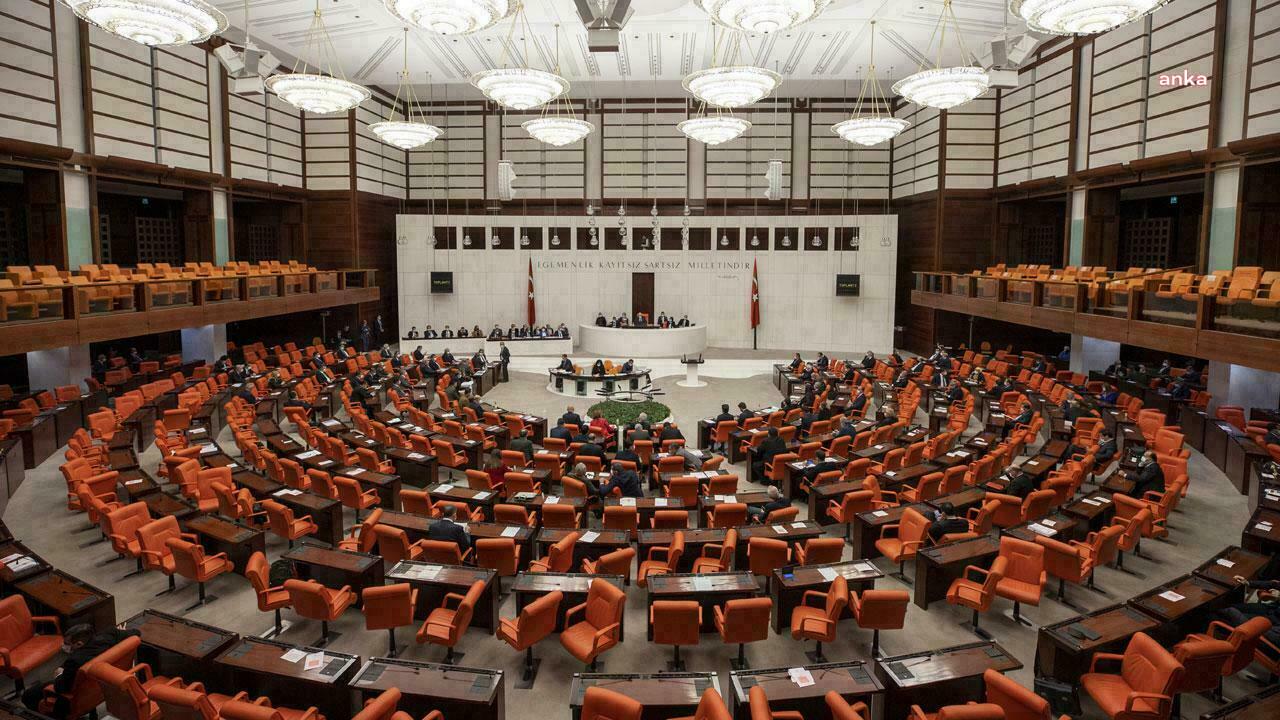 HDP’NİN DEPREM BÖLGESİNDE KADINLARIN YAŞADIĞI SORUNLARIN ARAŞTIRILMASI ÖNERİSİ, AKP VE MHP’Lİ MİLLETVEKİLLERİNİN OYLARIYLA REDDEDİLDİ