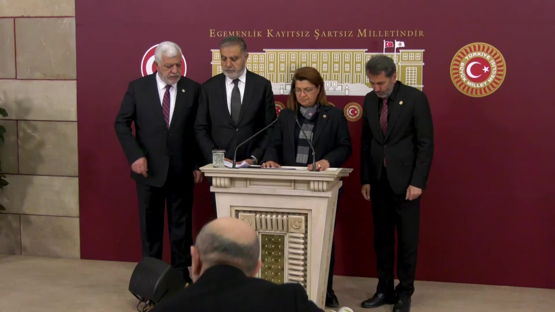 SUZAN ŞAHİN: “BEN, BUNLARI YAŞAYAN BİRİ OLARAK, BUNLARI YAŞAYAN HERKES ADINA, HAKKIMI HELAL ETMİYORUM. 3 GÜN ORADA YAPRAK KIMILDAMADI”