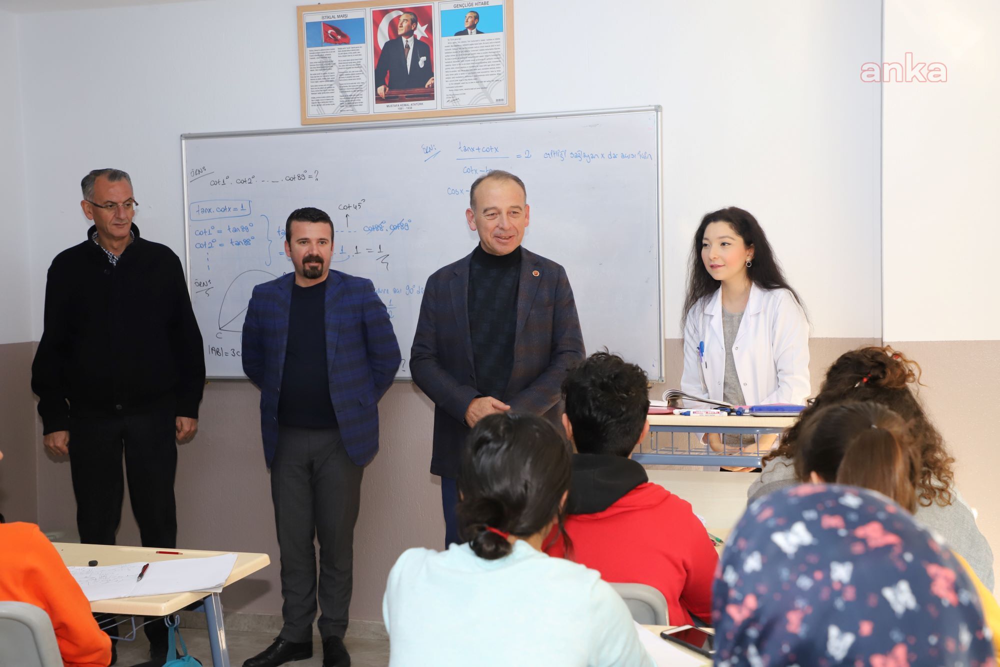 TURGUTLU BELEDİYESİ EĞİTİM MERKEZİ'NE KAYITLAR DEVAM EDİYOR
