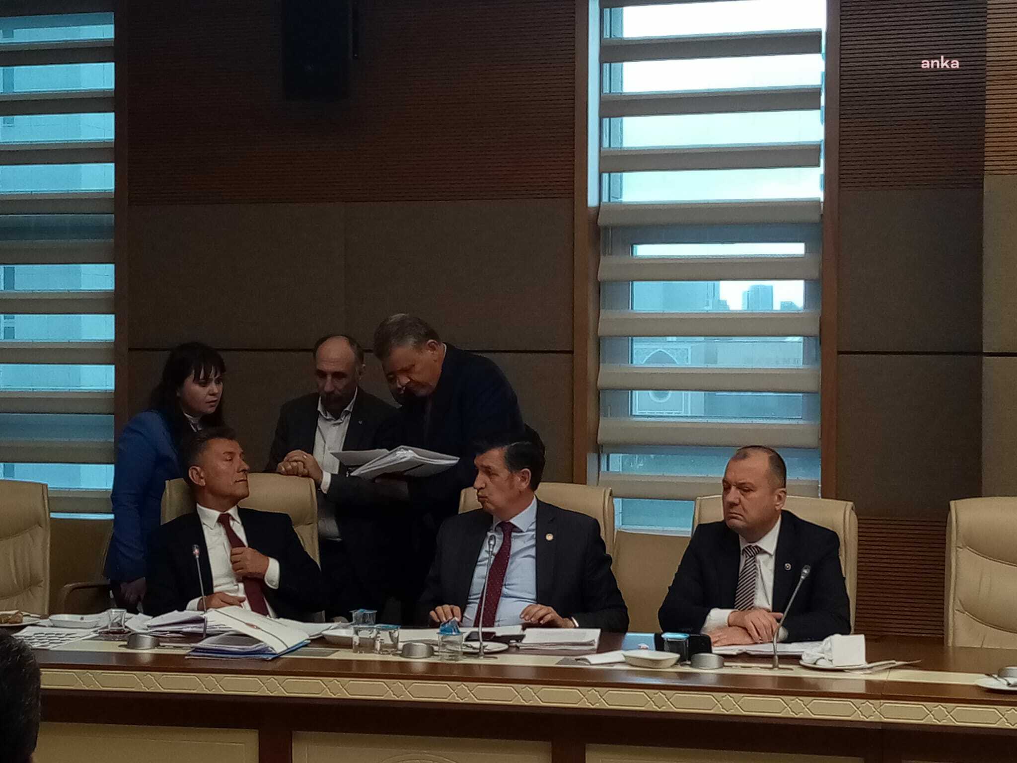 ÇİFTÇİLERİN EKEMEDİĞİ TARIM ARAZİLERİNİN BAKANLIK TARAFINDAN KİRALANMASINA MUHALEFET TEPKİ GÖSTERDİ. İLHAMİ AYGUN: “KÜÇÜK ÇİFTÇİNİN ARAZİSİNE ÇÖKÜYORSUNUZ"