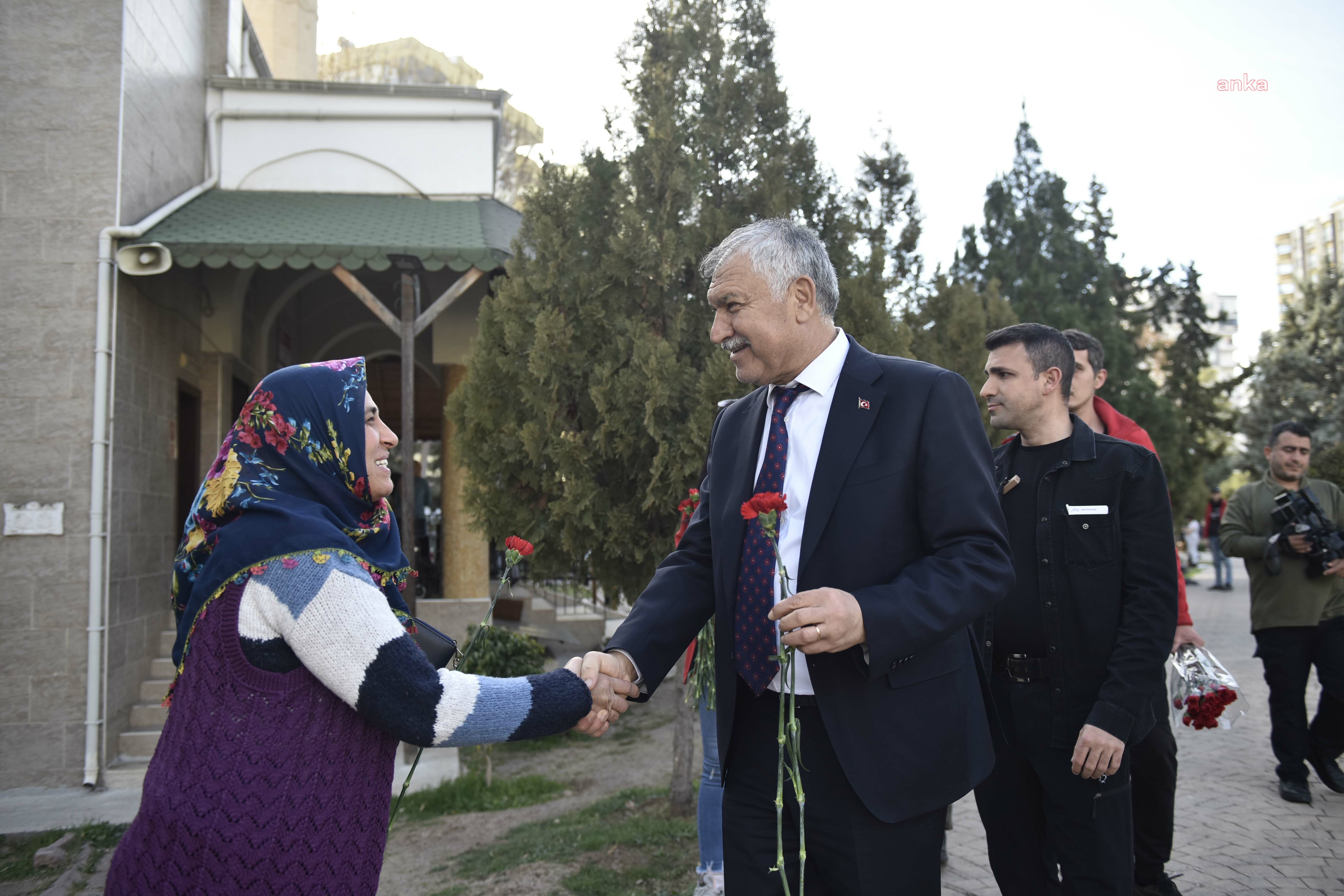 ADANA BÜYÜKŞEHİR, 8 MART EMEKÇİ KADINLAR GÜNÜNDE DEPREMZEDE KADINLARI UNUTMADI