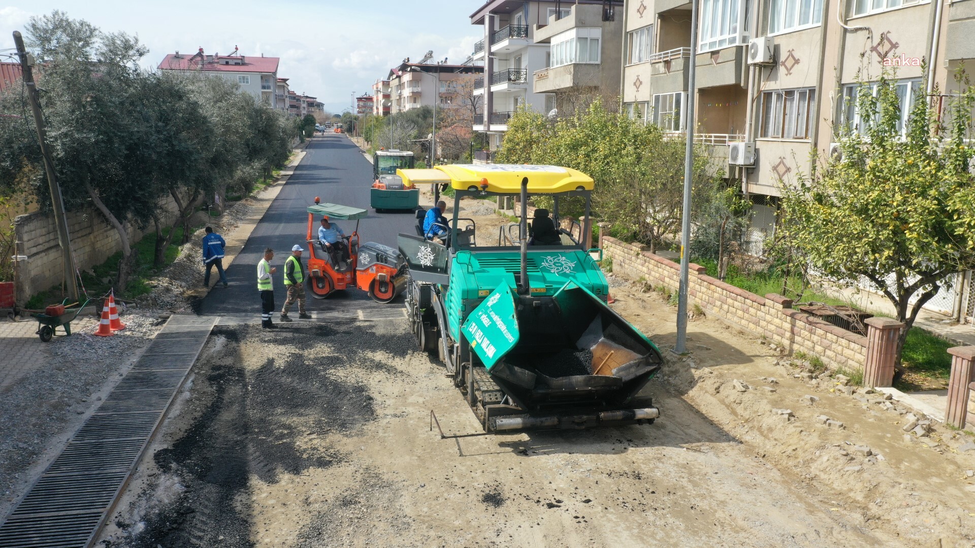 AYDIN BÜYÜKŞEHİR BELEDİYESİ KUYUCAK’TA YOL YAPIM ÇALIŞMALARINI SÜRDÜRÜYOR