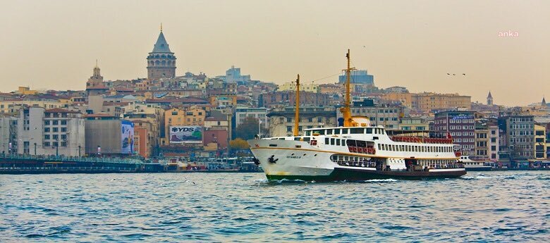 MARMARA'DA SABAH SAATLERİNDE KUVVETLİ LODOS BAŞLADI: İSTANBUL'DA VAPUR SEFERLERİ İPTAL EDİLDİ
