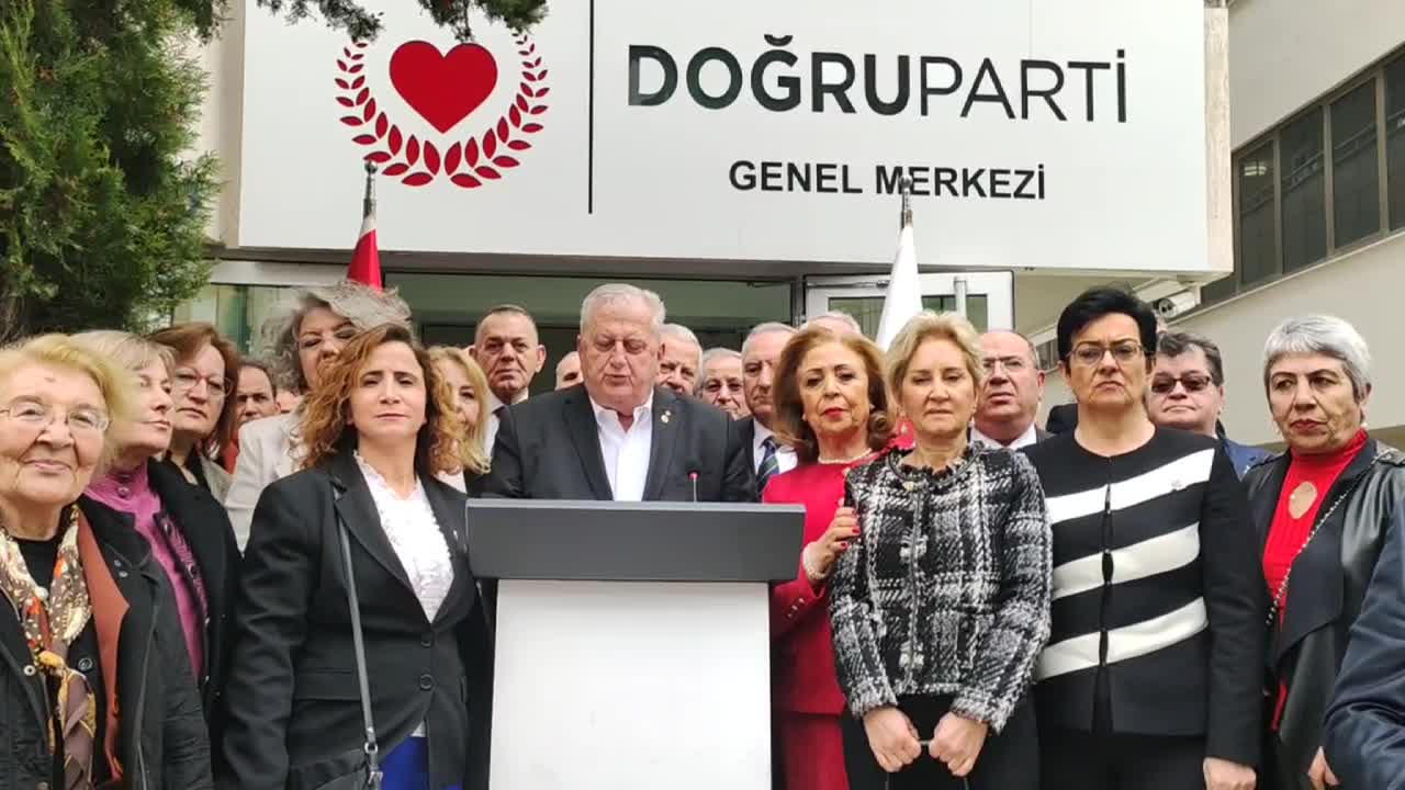 RİFAT SERDAROĞLU: “3’ÜNCÜ BİR CUMHURBAŞKANI ADAYI ÇIKARMANIN CUMHUR İTTİFAKI’NA HİZMET EDECEĞİ İNANCINDAYIZ. DOĞRU PARTİ OLARAK BU İTTİFAKIN İÇİNDE OLMADIĞIMIZI YÜCE TÜRK MİLLETİNE DUYURURUZ”