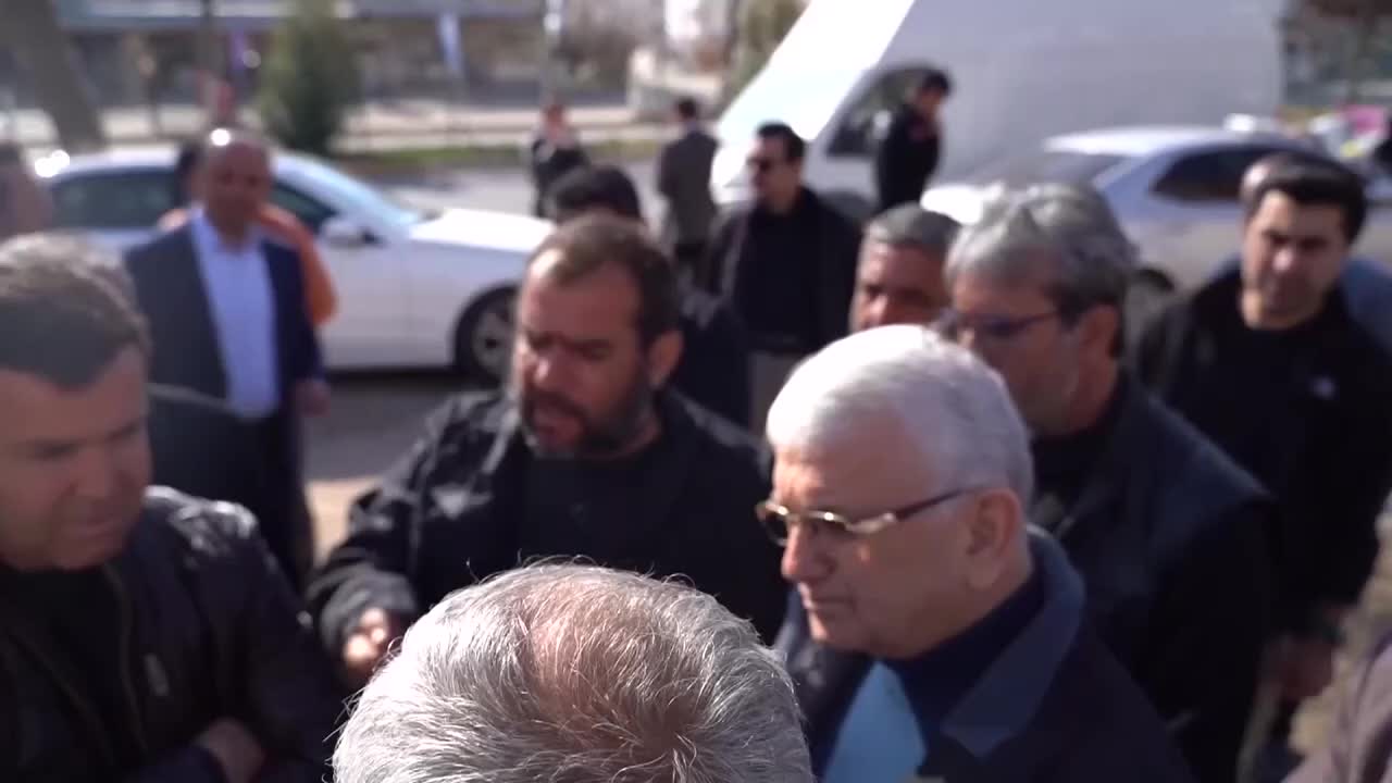 ADIYAMANLI DEPREMZEDEDEN CUMHURBAŞKANI ERDOĞAN’A ‘HELALLİK’ TEPKİSİ: “HELALLEŞMEYE, ANCAK ÖZÜR DİLEMEYLE BAŞLANIR. KUSURU İŞLEYEN KİŞİ ÖZÜR DİLER, ONDAN SONRA HELALLİK İSTENİR”