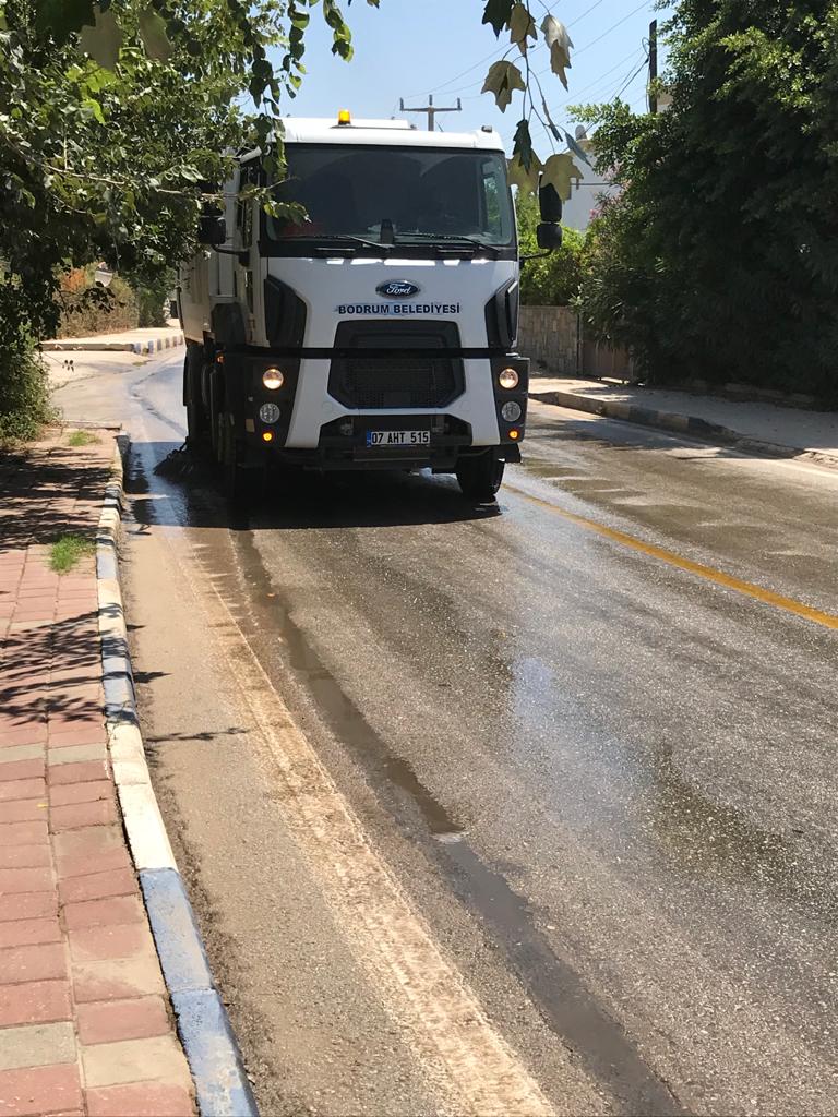 BODRUM BELEDİYESİ’NDEN GENİŞ KAPSAMLI TEMİZLİK