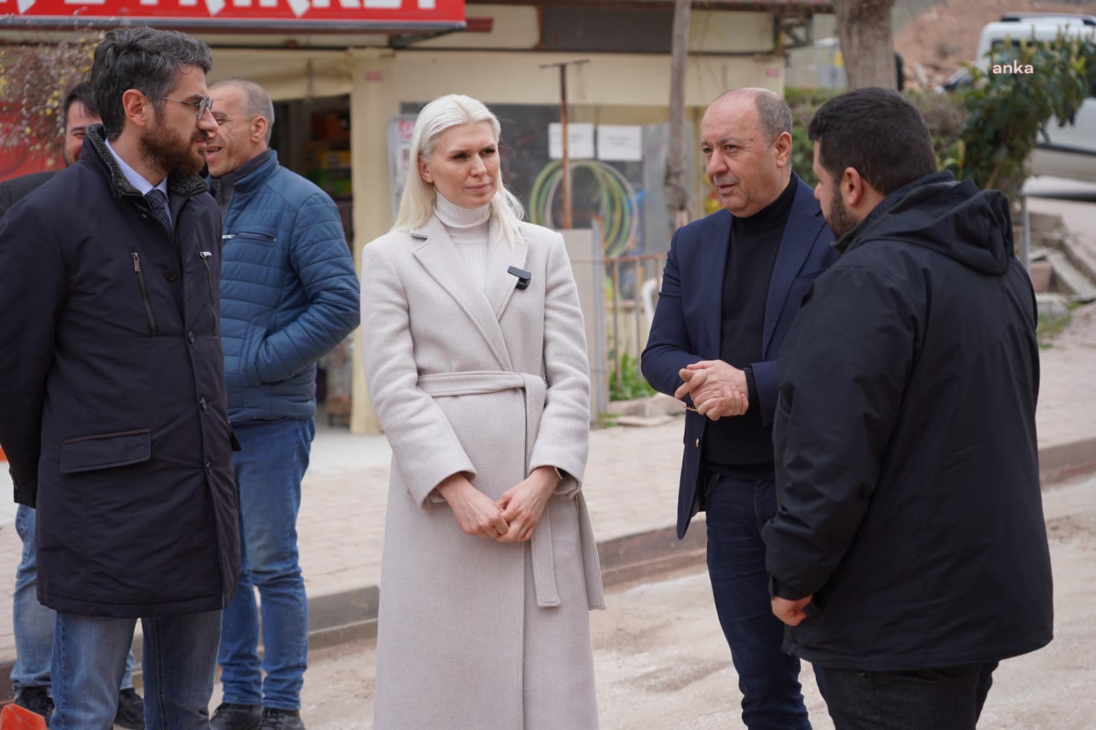 BİLECİK BELEDİYE BAŞKAN VEKİLİ SUBAŞI, BAHÇELİEVLER’DE DEVAM EDEN ALTYAPI ÇALIŞMALARINI İNCELEDİ