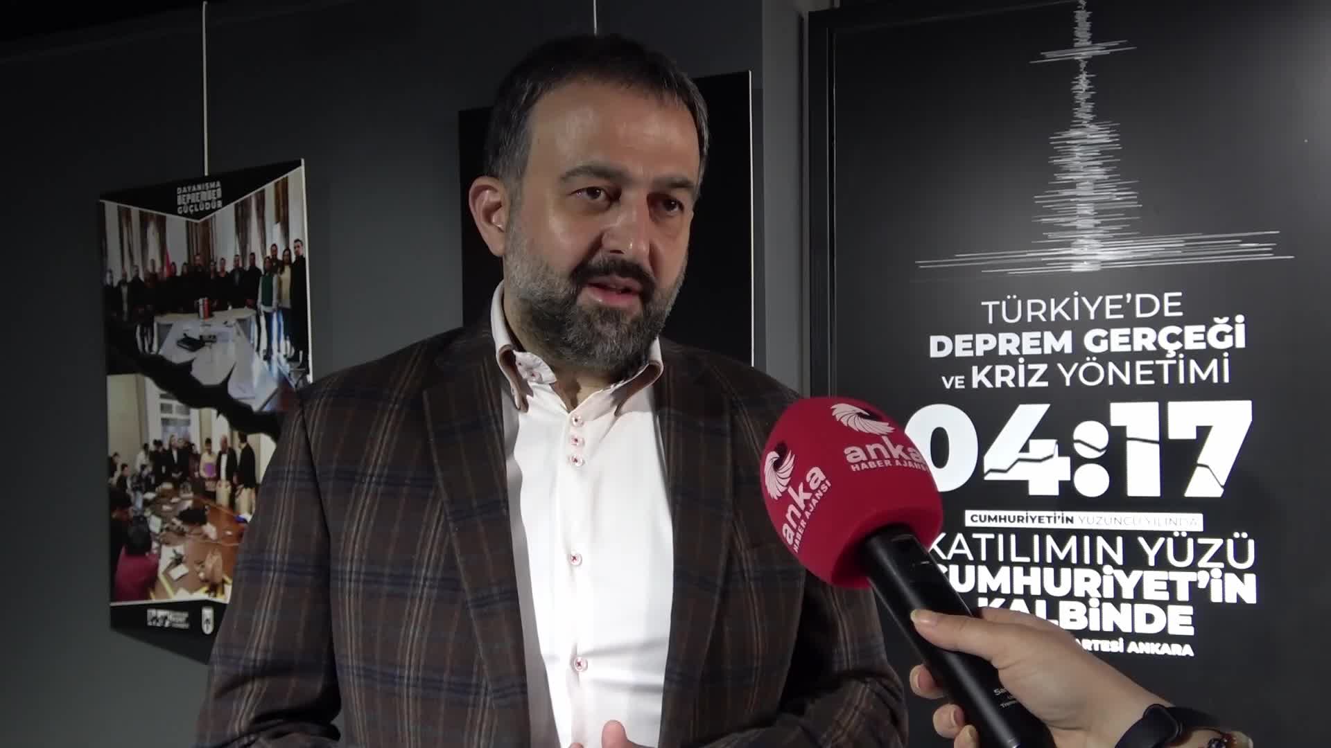 ANKARA KENT KONSEYİ BAŞKANI YILMAZ: "60 SANİYEDE 50 BİNDEN FAZLA KİŞİ HAYATINI KAYBEDİYORSA, BİZ 4,17 SANİYEDE TEDBİRİ NASIL ALACAĞIMIZI KONUŞAMIYORSAK YENİ FELAKETLERE DAVETİYE ÇIKARMIŞ OLURUZ"