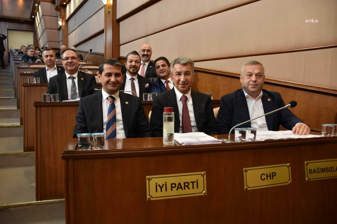İSTANBUL BÜYÜKŞEHİR BELEDİYESİN’DEN ODESSA’YA YARDIM: KARDEŞ KENTE 10 OTOBÜS VE 41 JENERATÖR GÖNDERİLECEK