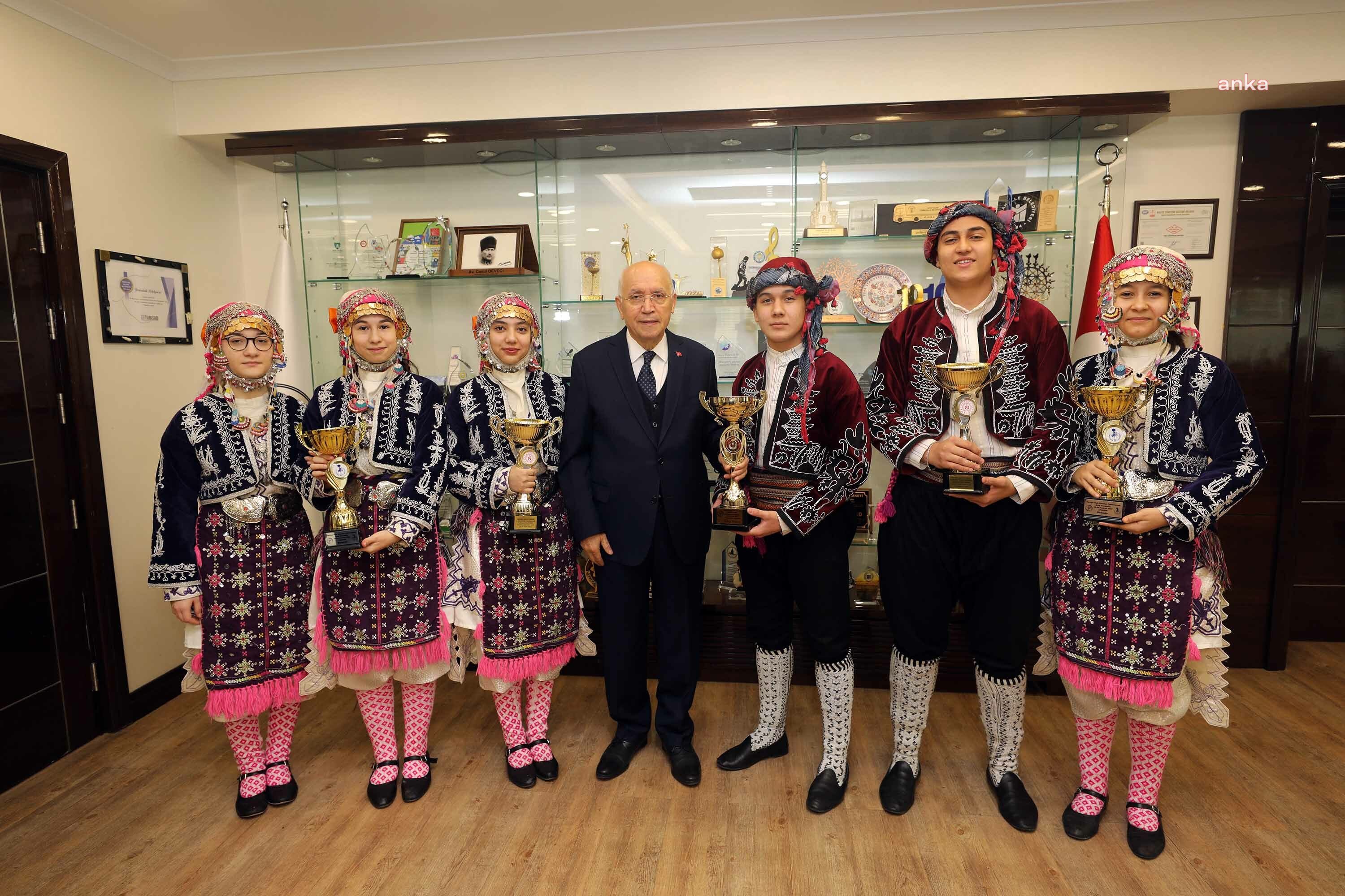 YENİMAHALLE BELEDİYE BAŞKANI YAŞAR, TUBİL’İN MUTLULUĞUNU PAYLAŞTI