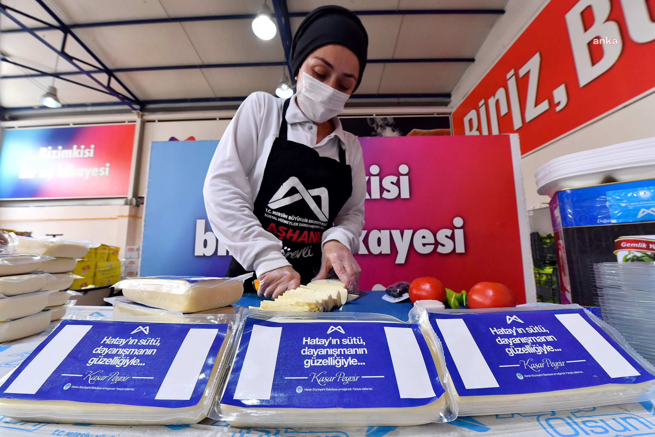 MERSİN BÜYÜKŞEHİR’DEN HATAYLI SÜT ÜRETİCİLERİNE BÜYÜK DESTEK