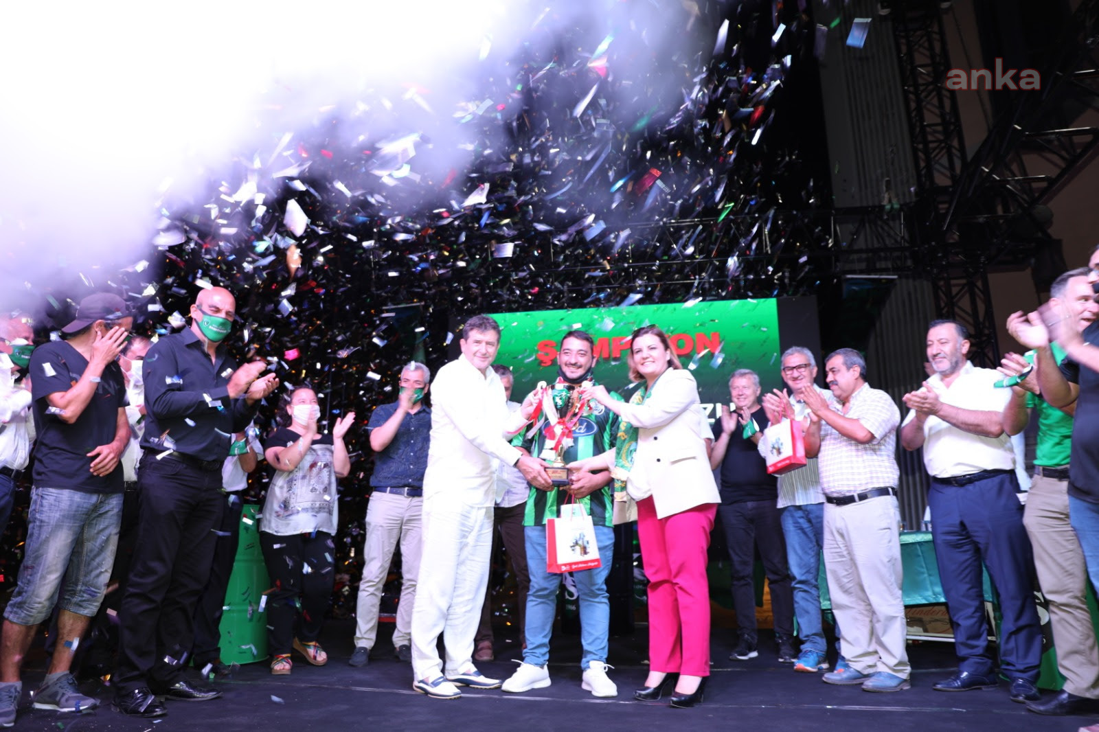 KOCAELİSPOR BİLGİ YARIŞMASI'NDA NEFES KESEN FİNAL
