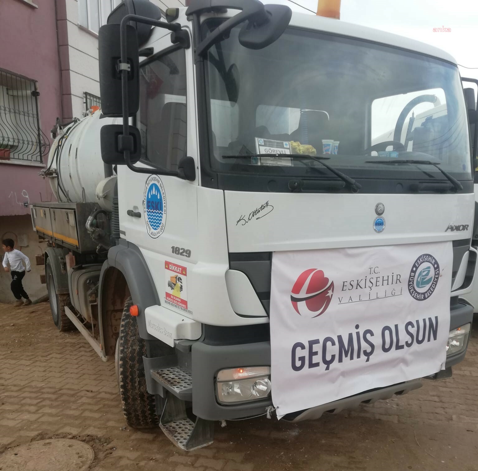 ESKİŞEHİR BÜYÜKŞEHİR ESKİ EKİPLERİ, SEL AFETİNİN YAŞANDIĞI ŞANLIURFA’DA