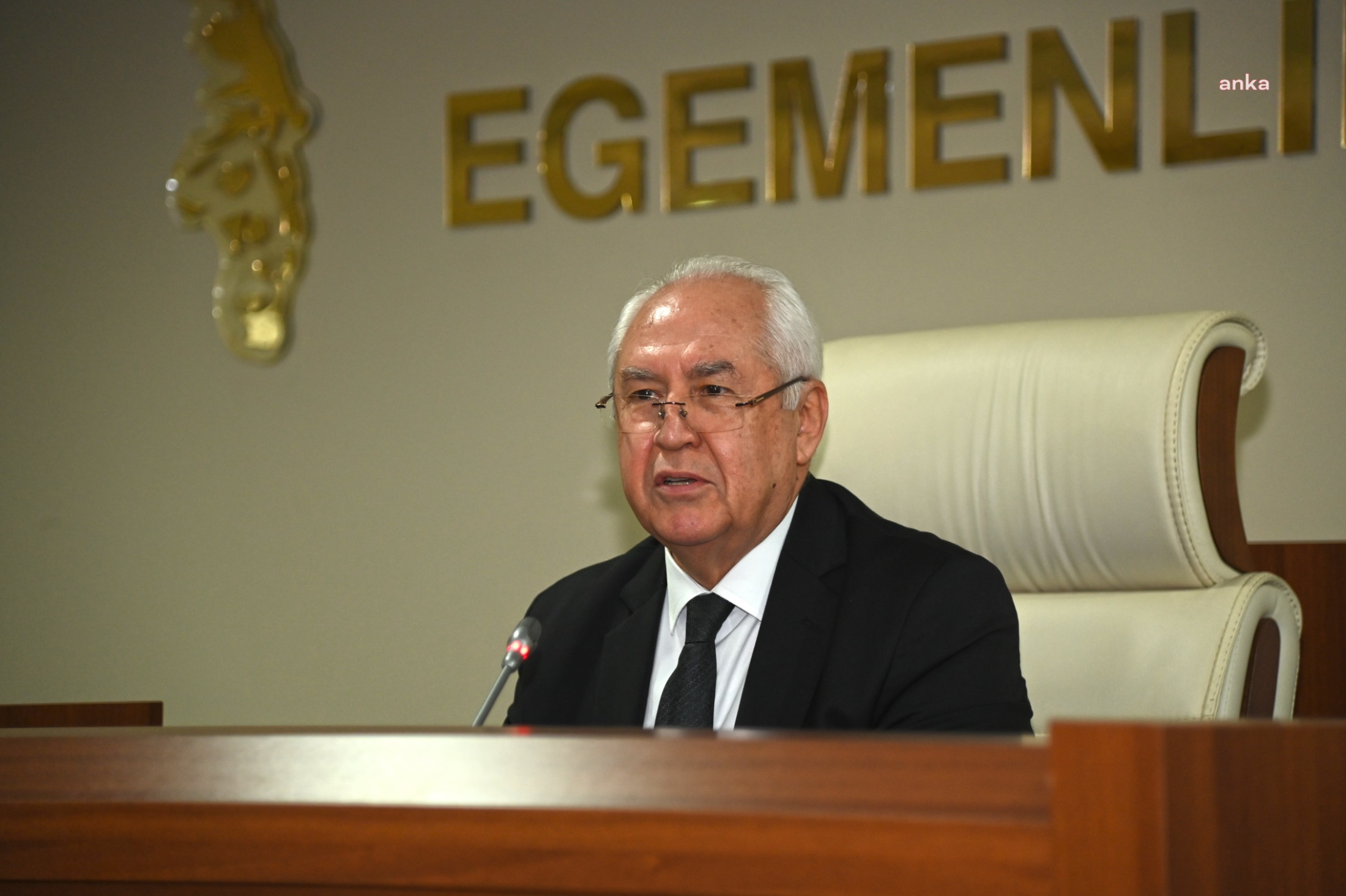 KARABAĞLAR BELEDİYESİ, BÖLGESEL MUHTAR TOPLANTILARI'NA DEVAM EDİYOR