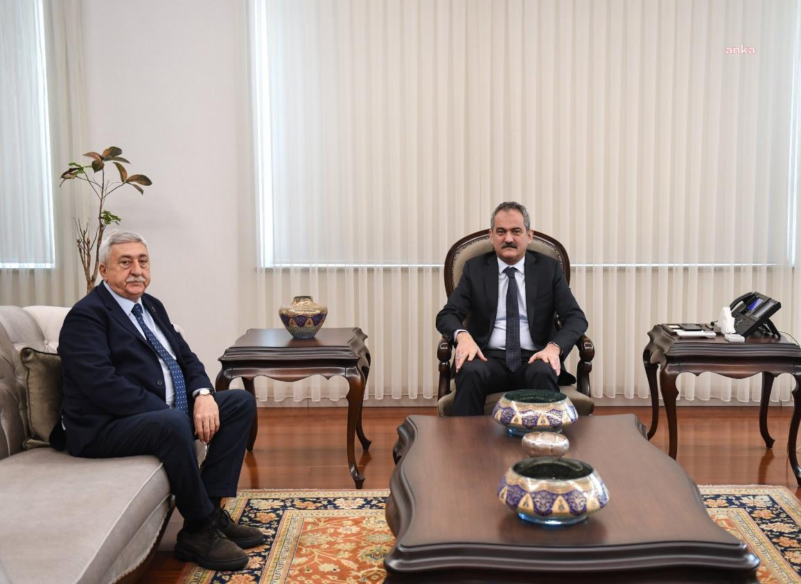 MİLLİ EĞİTİM BAKANI ÖZER: "ADIYAMAN, HATAY, KAHRAMANMARAŞ VE MALATYA'DA OKUL KANTİNCİLERİNDEN KİRA BEDELİ ALINMAYACAK, DİĞER İLLERDE İNDİRİM UYGULANACAK"