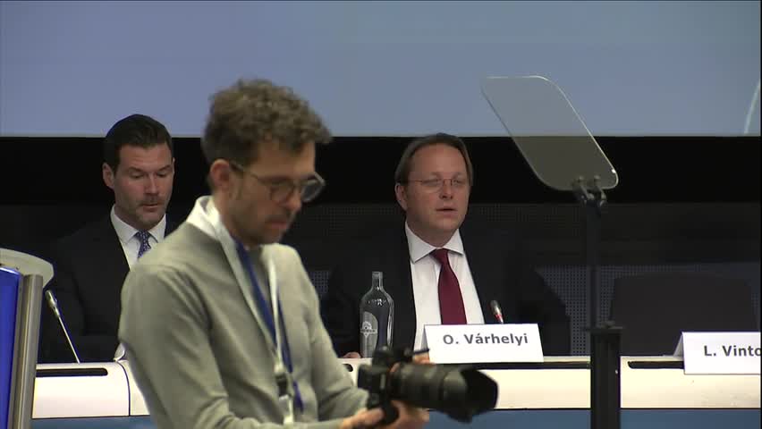 ULUSLARARASI DONÖRLER KONFERANSI'NDA TÜRKİYE VE SURİYE İÇİN 7 MİLYAR EUROLUK HİBE VE YARDIM TAAHHÜDÜNDE BULUNULDU