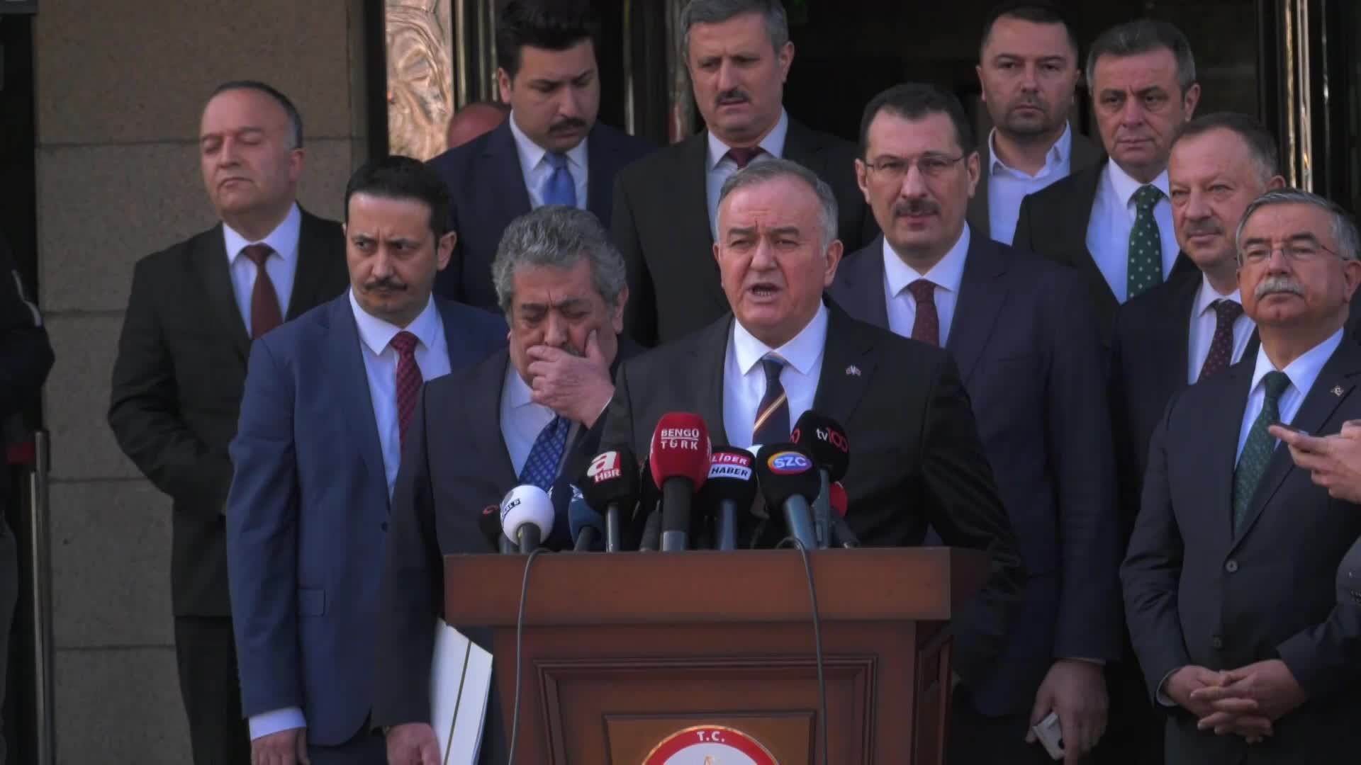 AKP VE MHP, RECEP TAYYİP ERDOĞAN’IN ÜÇÜNCÜ KEZ CUMHURBAŞKANI ADAYI OLMASI İÇİN YSK’YA BAŞVURDU