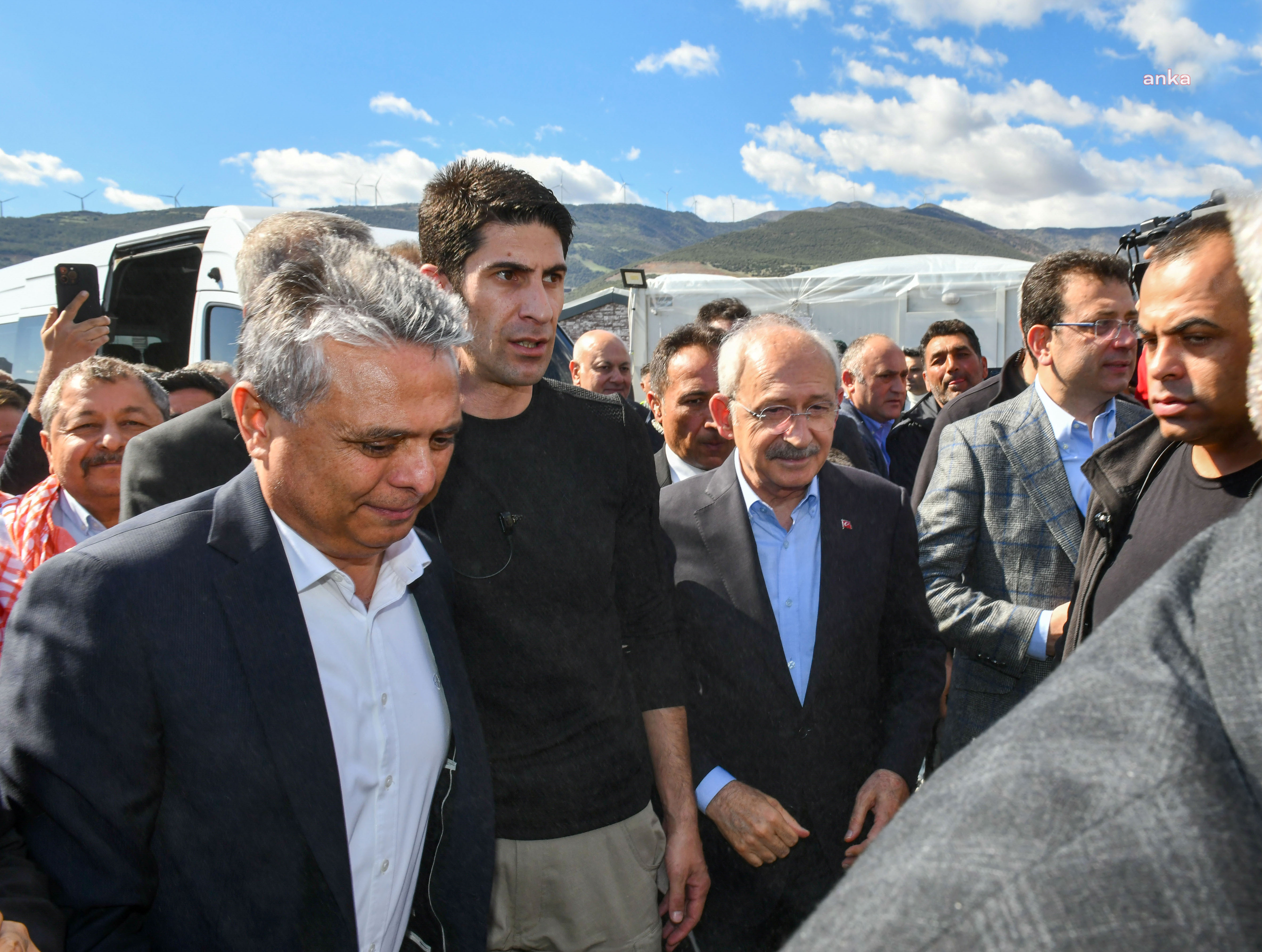 MURATPAŞA BELEDİYE BAŞKANI UYSAL, DEPREM BÖLGESİNDEYDİ