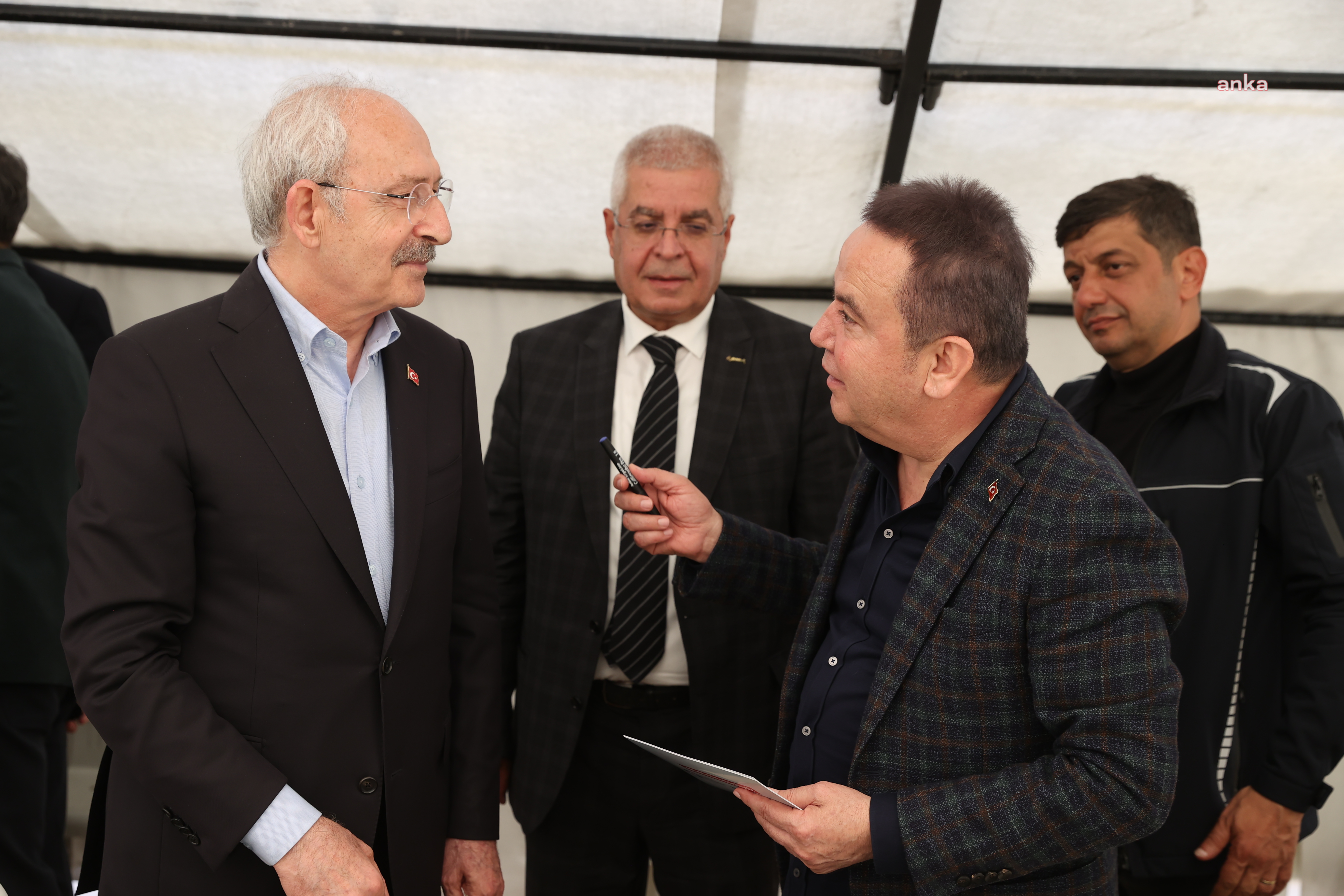 ANTALYA BÜYÜKŞEHİR BELEDİYE BAŞKANI BÖCEK, GAZİANTEP NURDAĞI'NDAKİ YAŞAM ALANINDA KILIÇDAROĞLU’NU AĞIRLADI