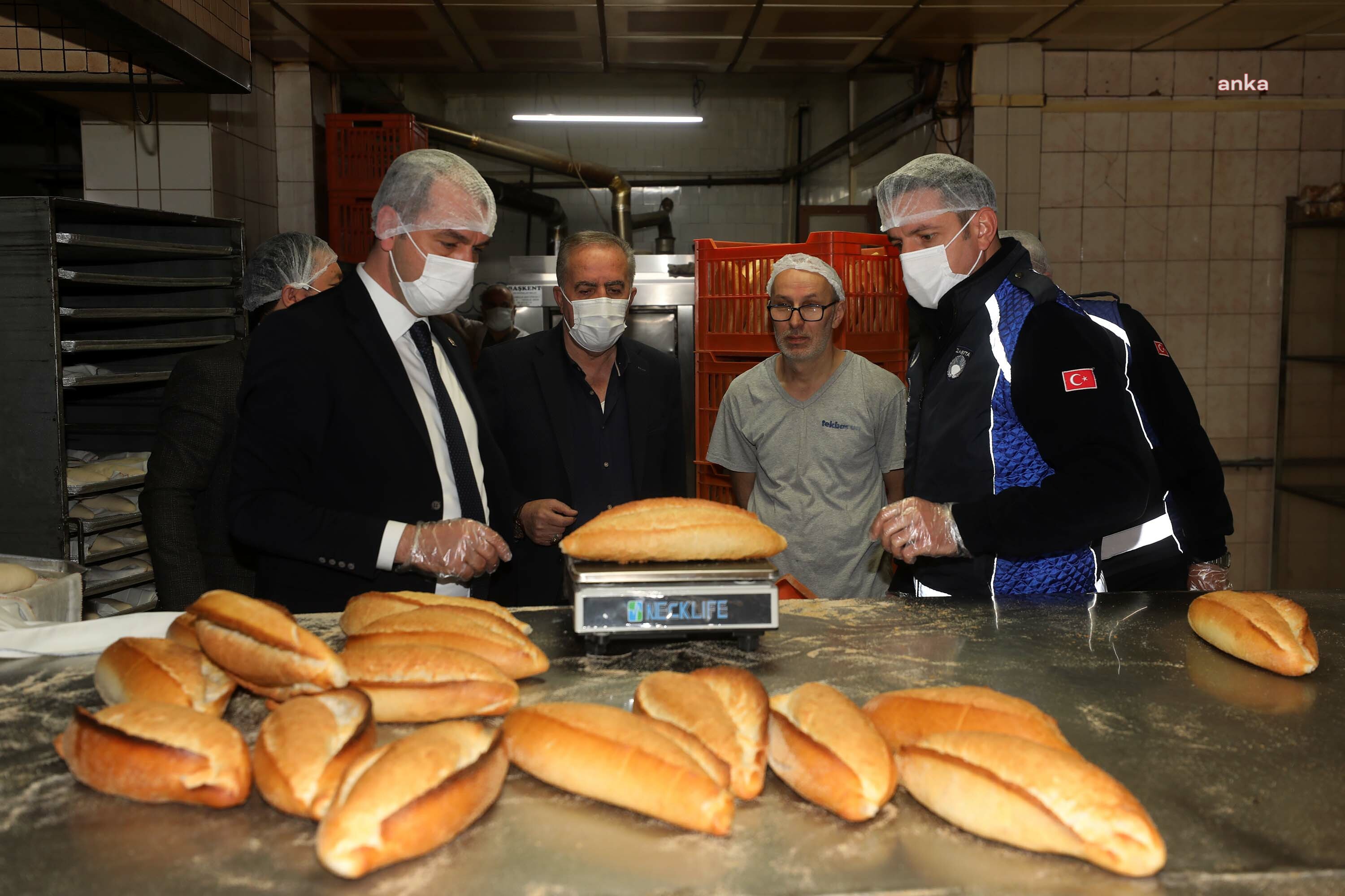 YENİMAHALLE BELEDİYESİ ZABITA EKİPLERİ'NDEN GIDA İŞLETMELERİNE RAMAZAN DENETİMİ