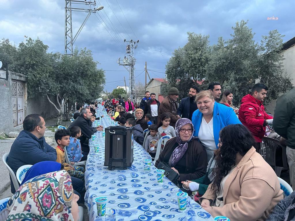 CEYHAN BELEDİYE BAŞKANI ERDEM, İLK İFTARDA YURTTAŞLARLA BİR ARAYA GELDİ