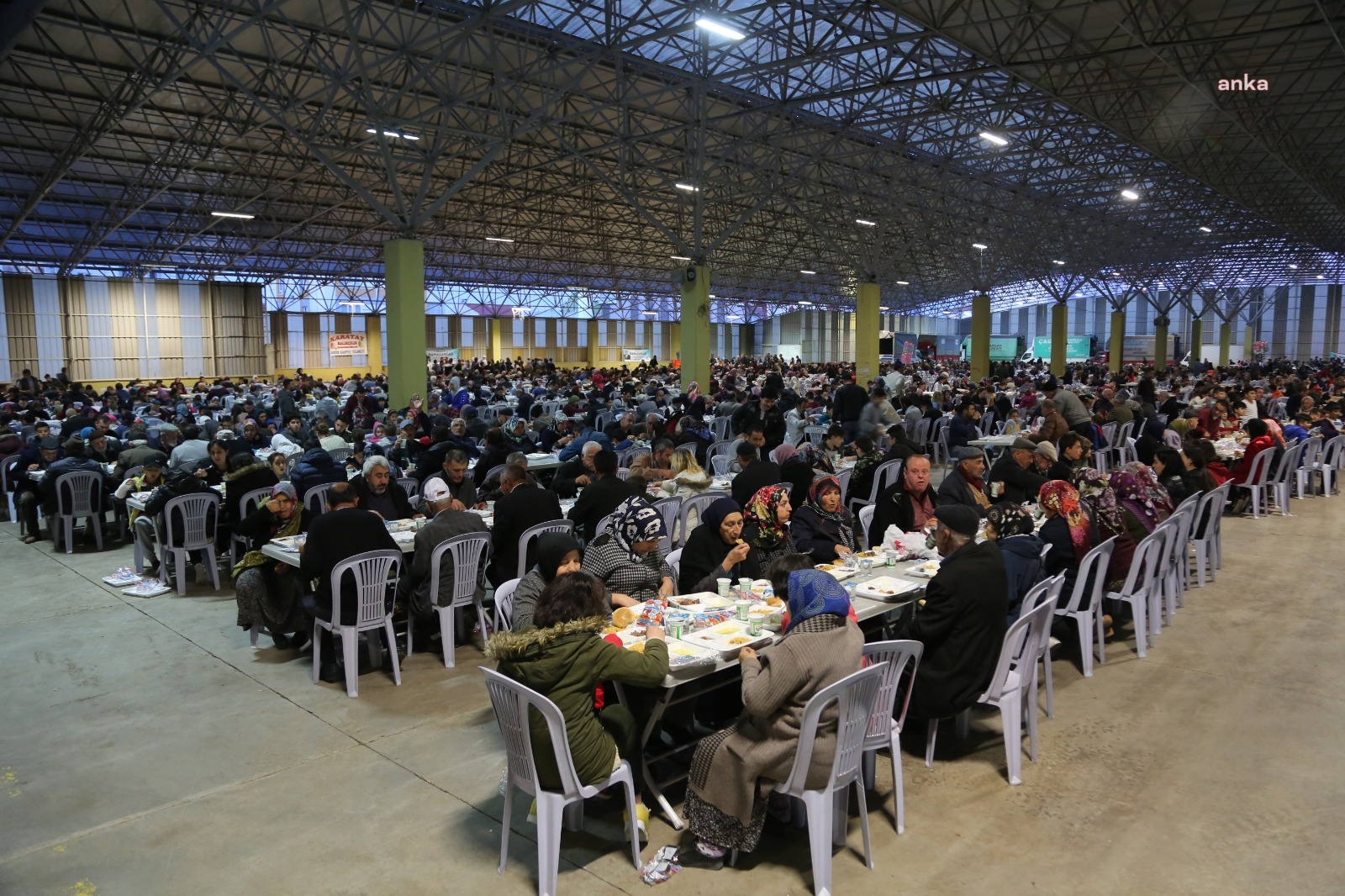 ODUNPAZARI BELEDİYESİ, RAMAZAN AYINDA DA SICAK YEMEK HİZMETİNE DEVAM EDİYOR