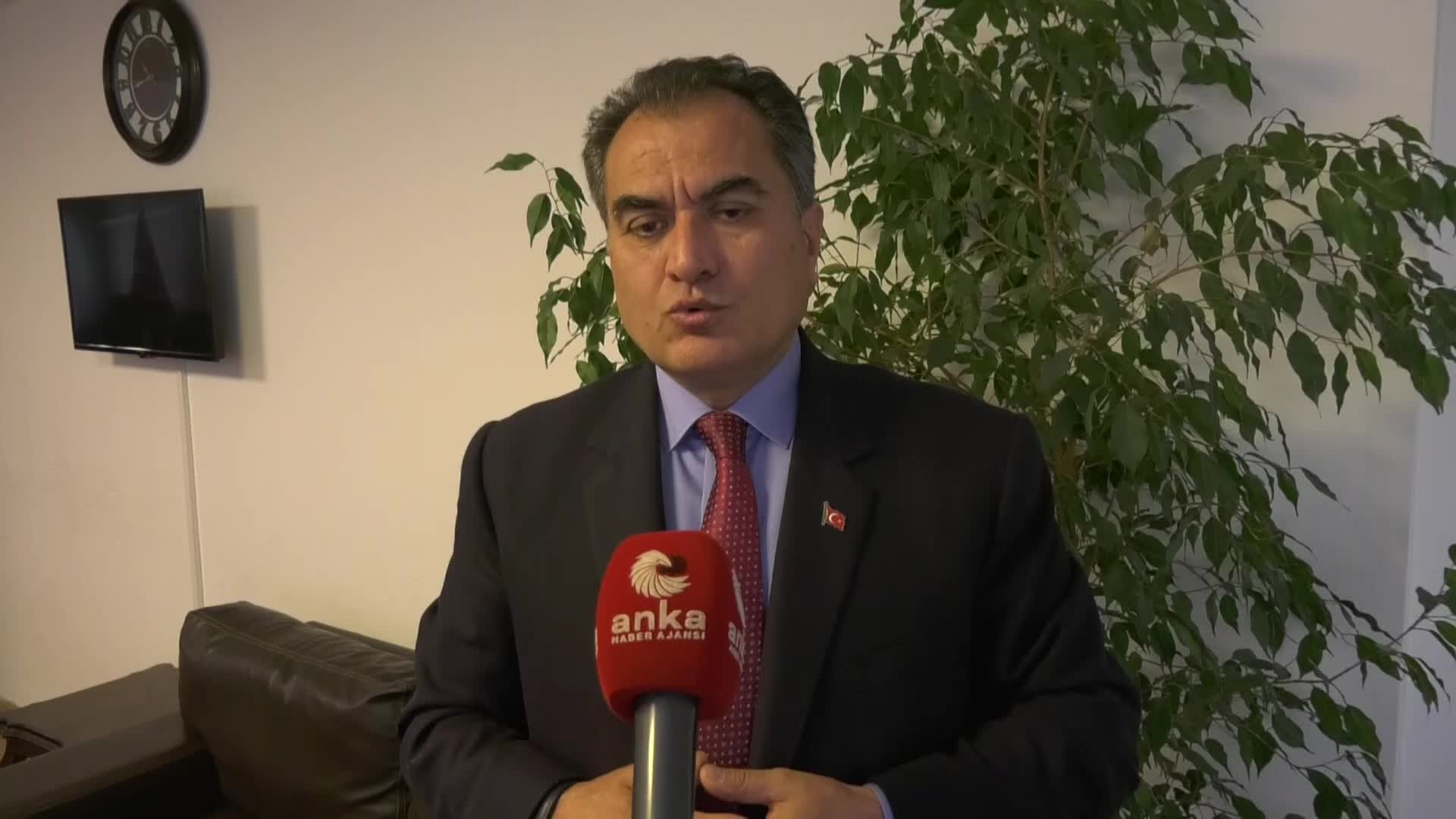 BİRLİK SAĞLIK-SEN GENEL BAŞKANI AHMET DOĞRUYOL: “UYUŞTURUCU KULLANIMI ARTIYOR. TEDAVİ İÇİN AMATEM’LERDEKİ YATAK SAYISI YETERLİ DEĞİL. 10 HASTADAN BİRİ YATARAK TEDAVİ OLABİLİYOR”