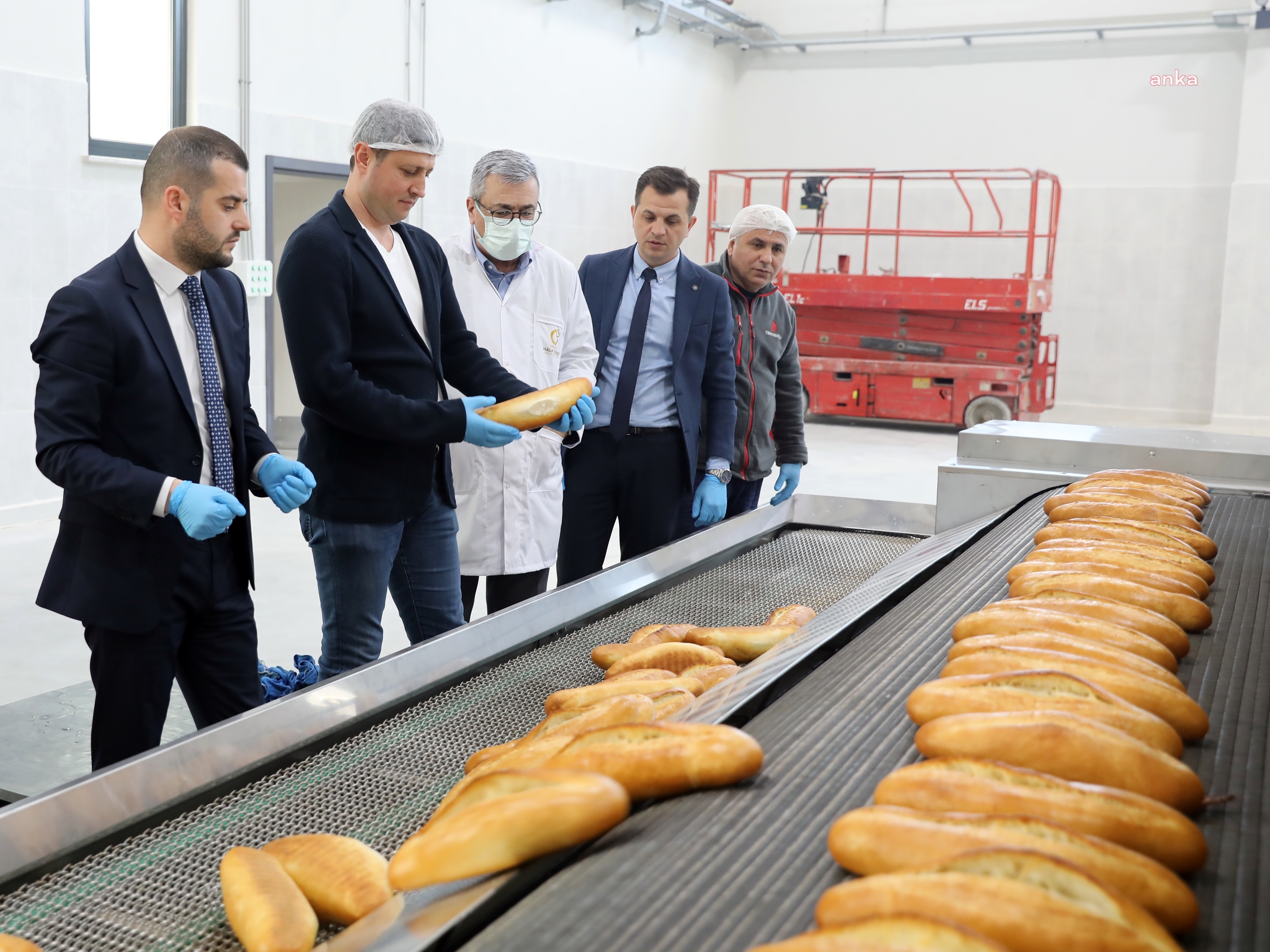 ÇERKEZKÖY HALK EKMEK BÜFELERİNDE SATIŞLAR BAŞLADI