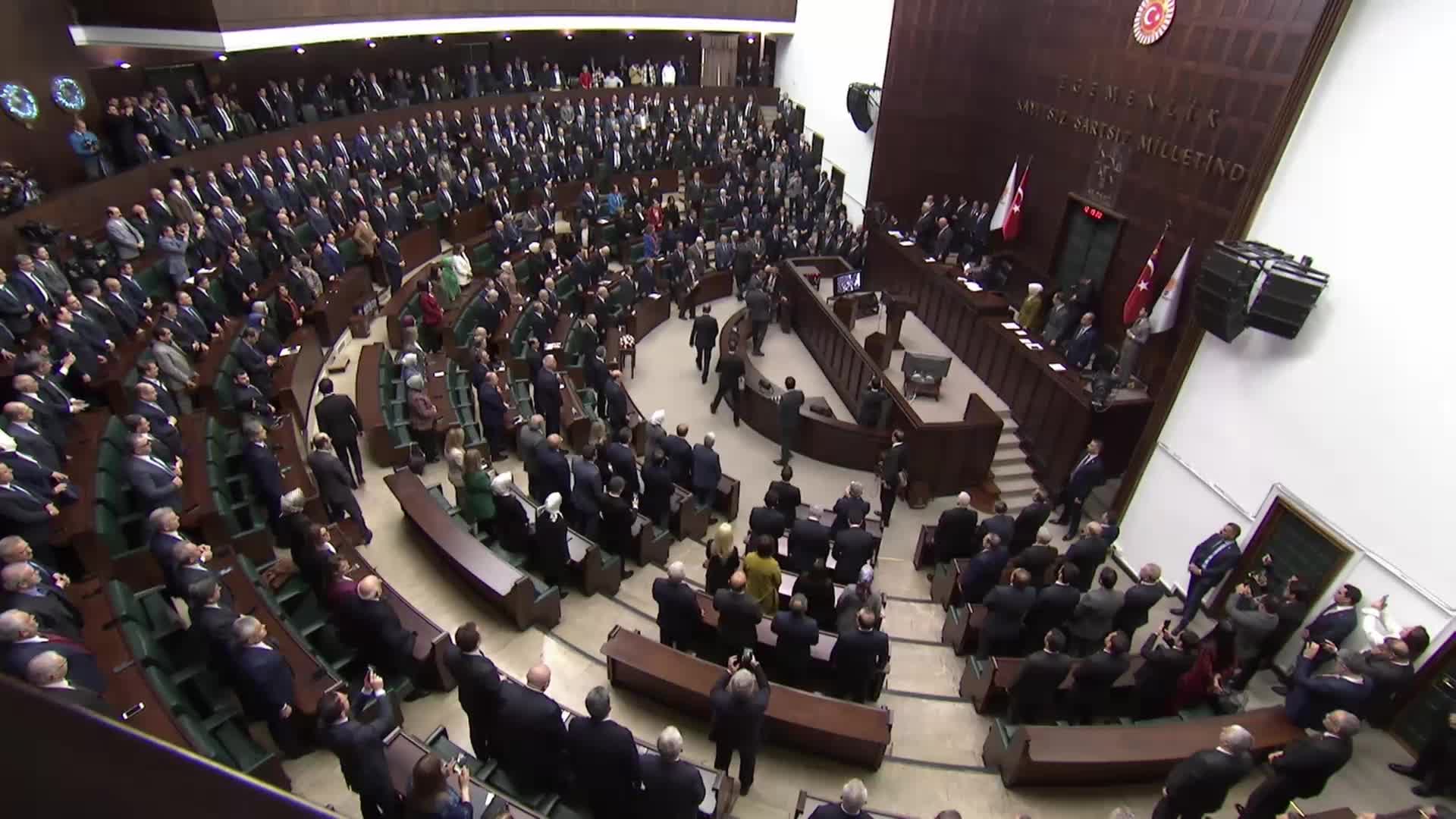 ERDOĞAN: ELEKTRİKTE TÜM ABONE GRUPLARINDA YÜZDE 15, SANAYİCİLERİMİZİN KULLANDIĞI DOĞAL GAZ TARİFESİNDE YÜZDE 20 İNDİRİM YAPIYORUZ
