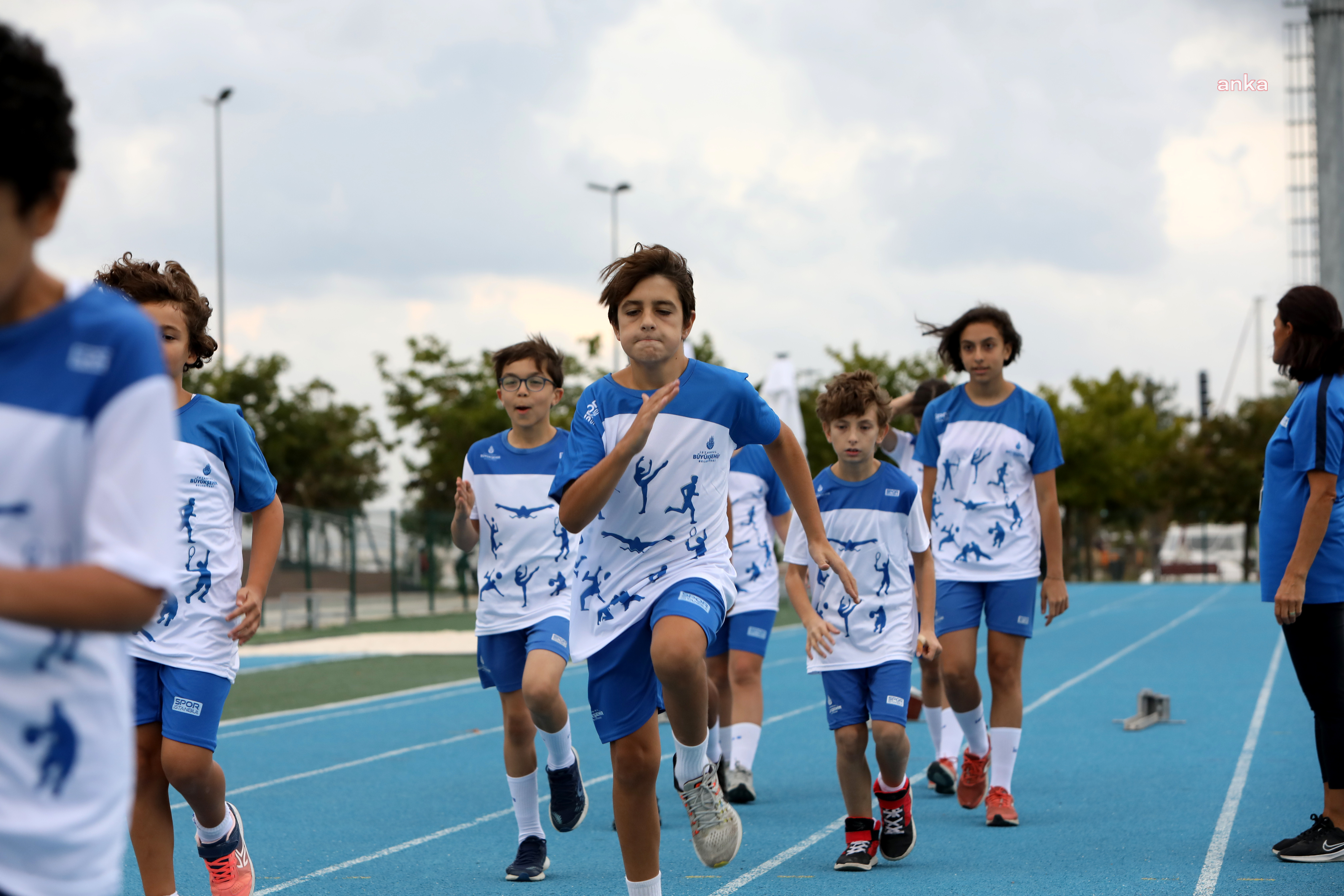 İBB: SPORA 1 TL’LİK YATIRIMLA 101 TL DEĞERİNDE SOSYAL FAYDA SAĞLANIYOR