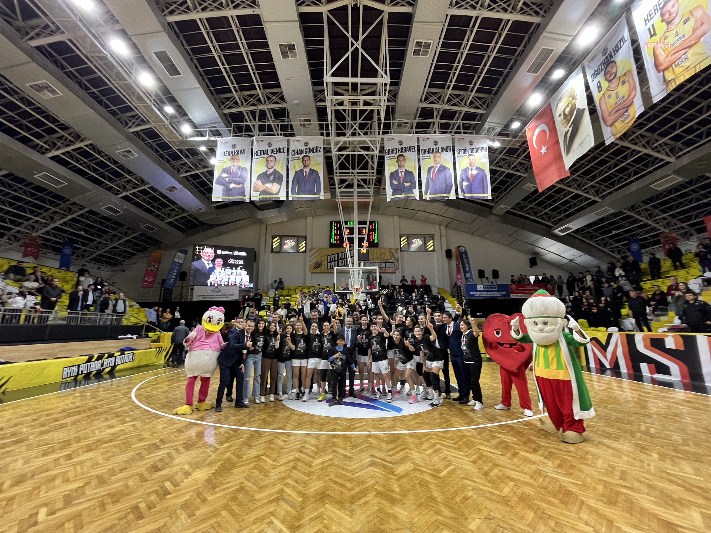 TARSUS BELEDİYESİ KADIN BASKETBOL TAKIMI, SÜPER LİG’E ‘MERHABA’ DEDİ