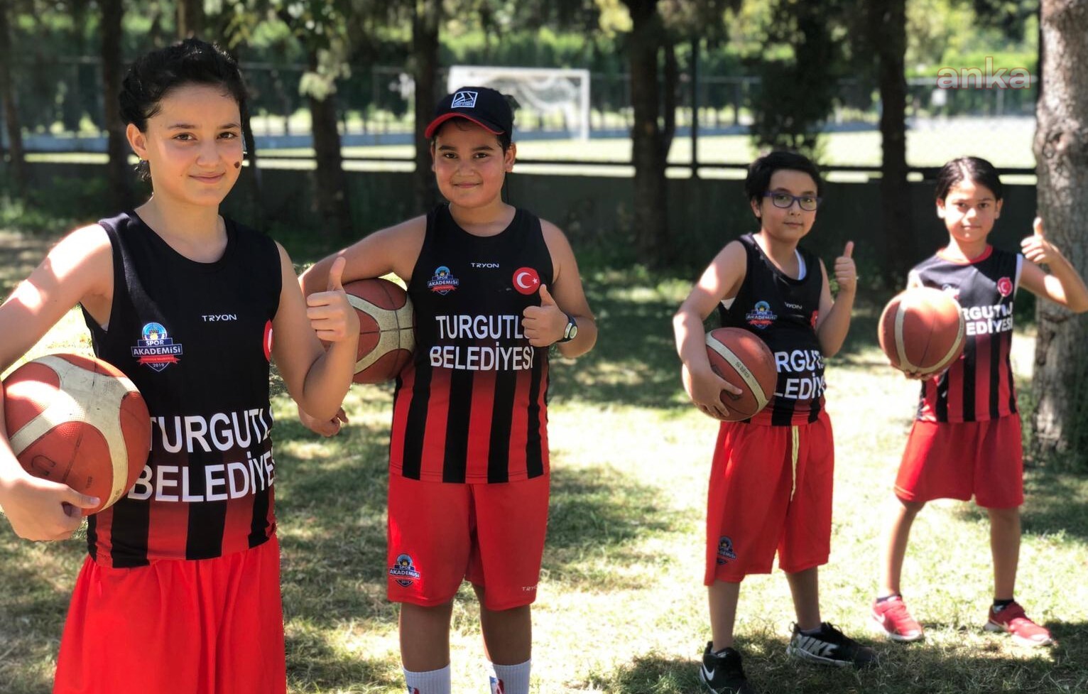 TURGUTLU'DA ÇOCUKLAR, YAZ SPOR ETKİNLİKLERİ İLE BÜYÜYOR