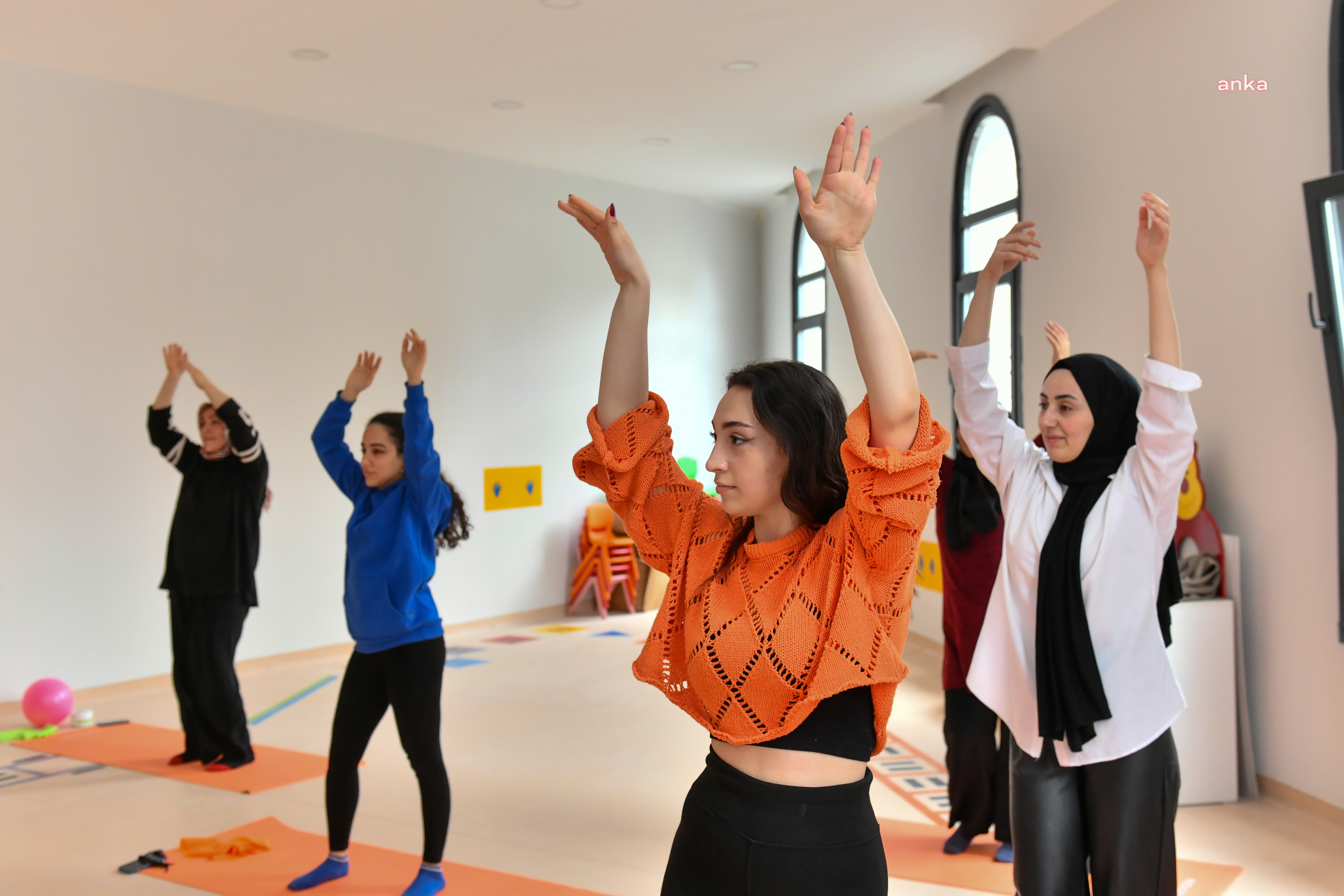 ESENYURT BELEDİYESİ’NDEN KADINLAR İÇİN SPOR KURSLARI