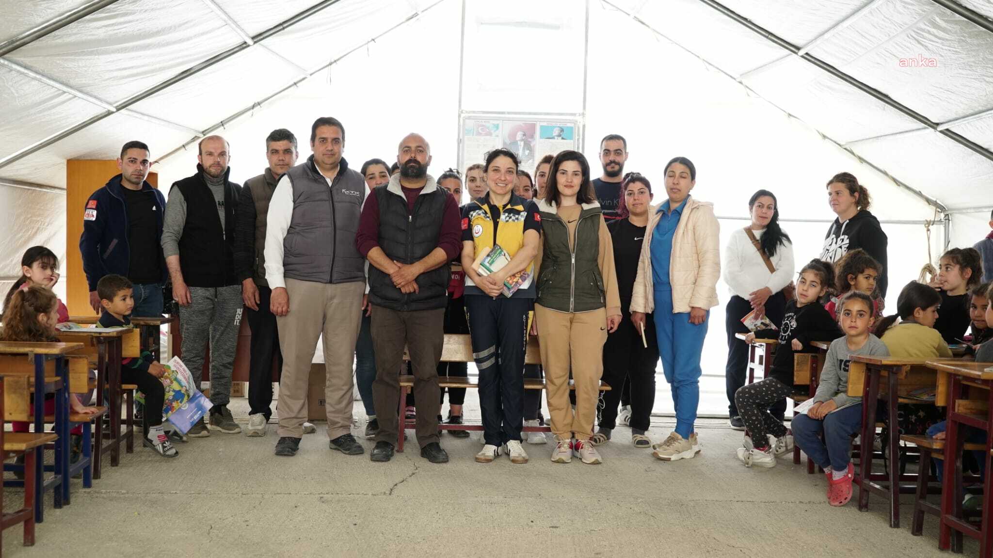 AVCILAR BELEDİYESİ, DEPREM BÖLGESİNDE ÇADIR OKUL KURDU