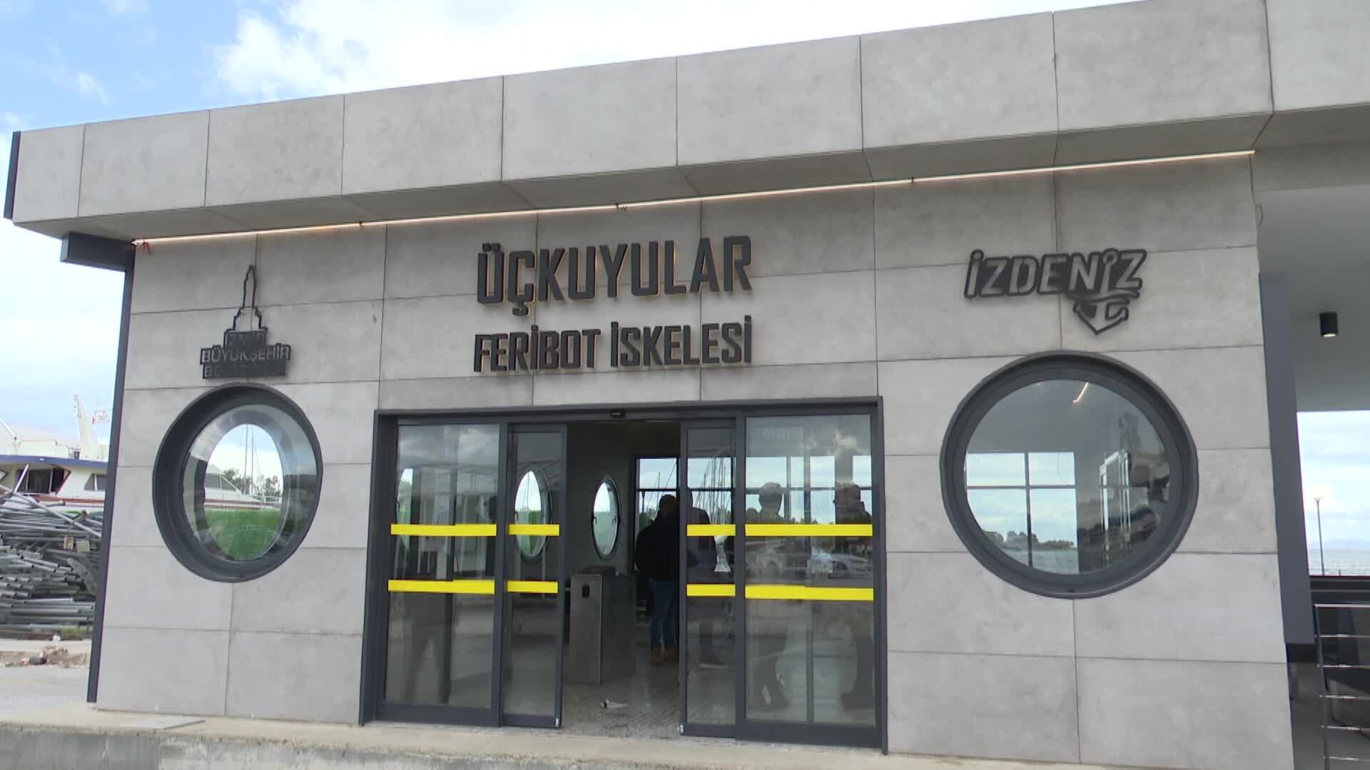 ÜÇKUYULAR VE BOSTANLI FERİBOT İSKELELERİ YENİLENİYOR