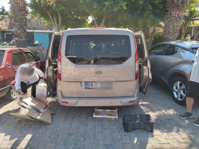 BODRUM'DA ZABITA EKİPLERİ, DİLENCİLERE VE SEYYAR SATICILARA GÖZ AÇTIRMIYOR