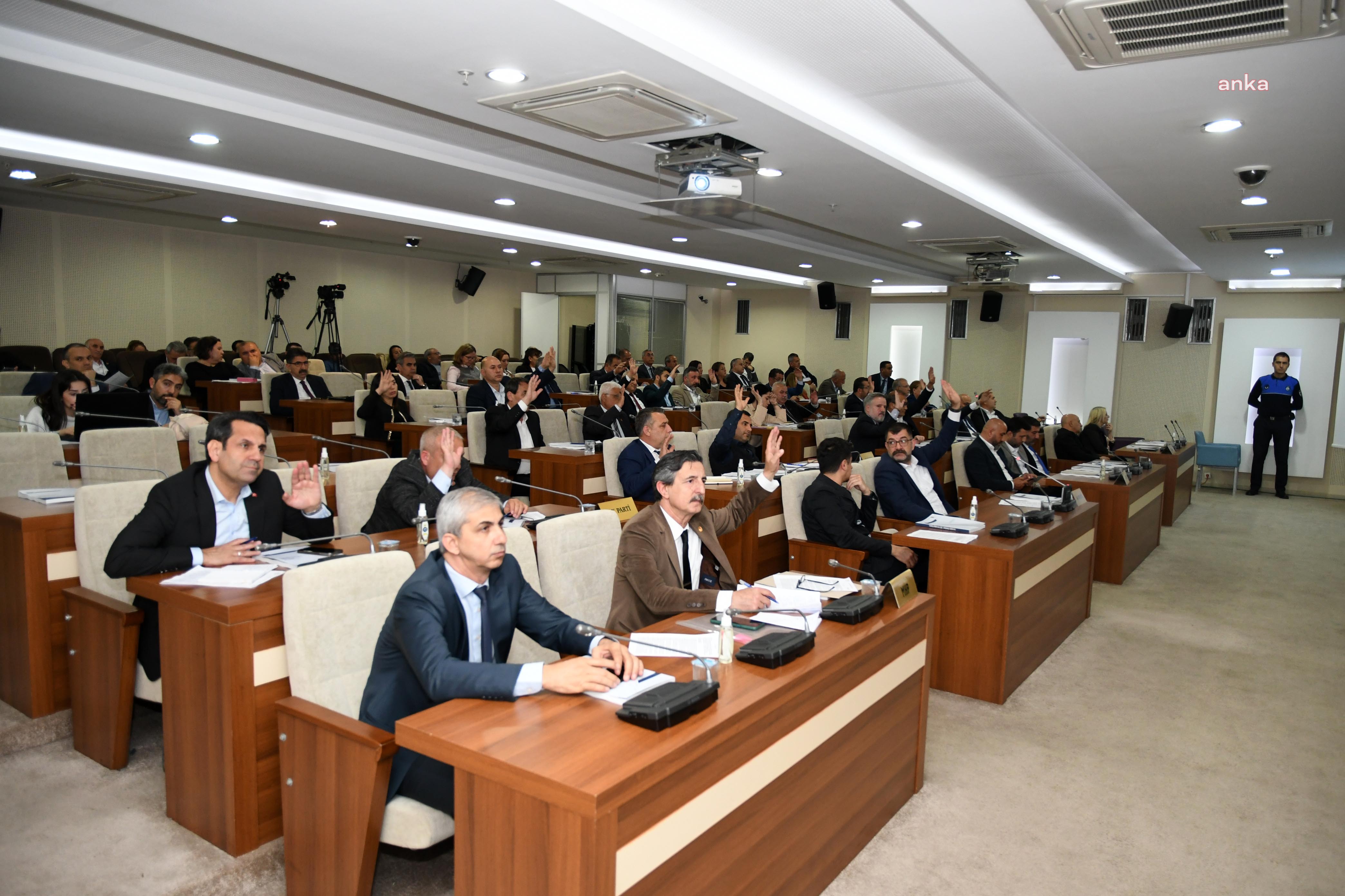 KARABAĞLAR BELEDİYE BAŞKANI SELVİTOPU: BU YIL İFTARLARIMIZI BEŞLE SINIRLANDIRARAK, AĞIRLIĞI İHTİYAÇ SAHİBİ VATANDAŞLARIMIZA DESTEKTE YOĞUNLAŞTIRDIK