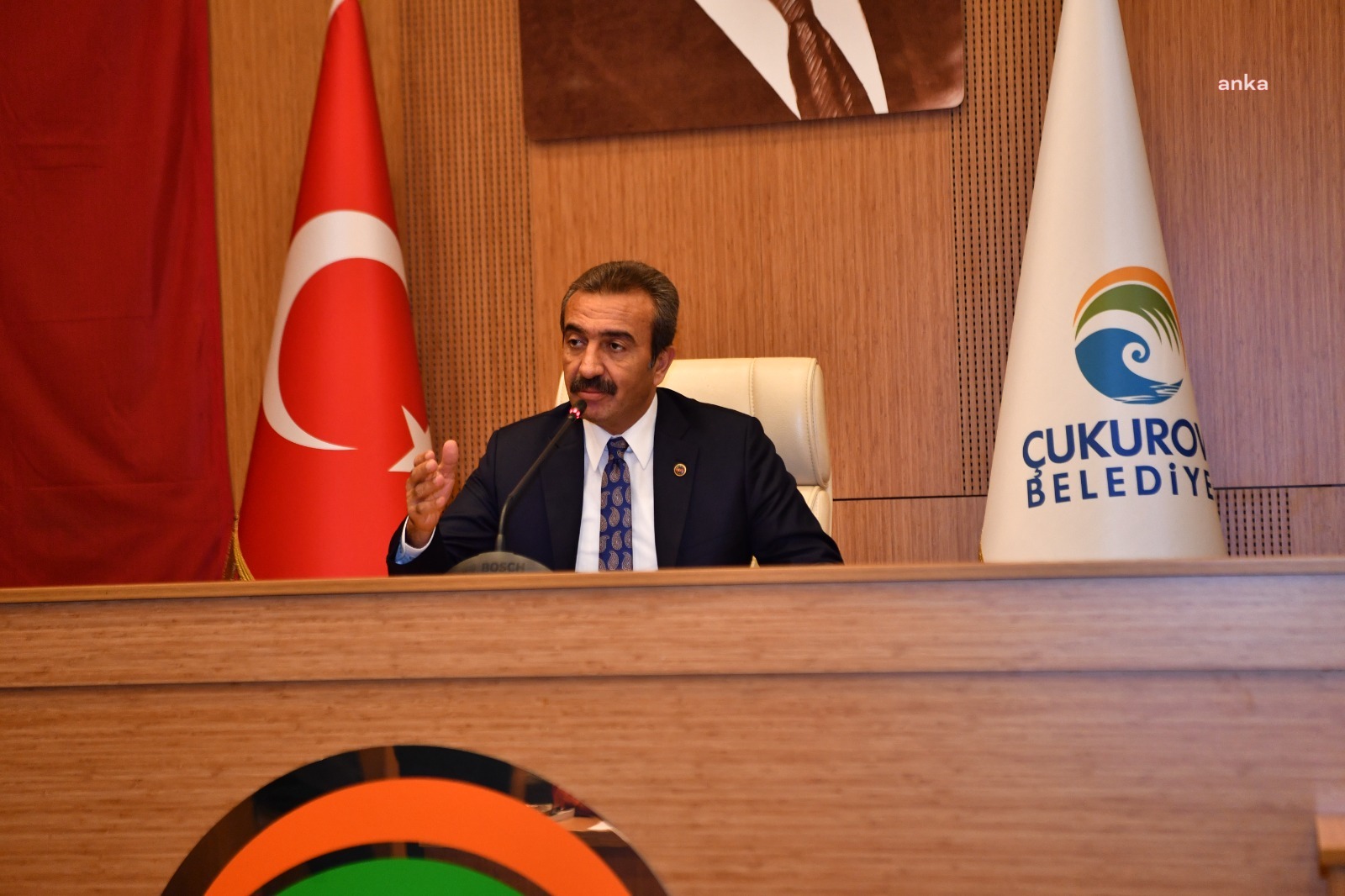 ÇUKUROVA BELEDİYE BAŞKANI ÇETİN'DEN BAKANLIK'A DEPREM YÖNETMELİĞİ ÇAĞRISI