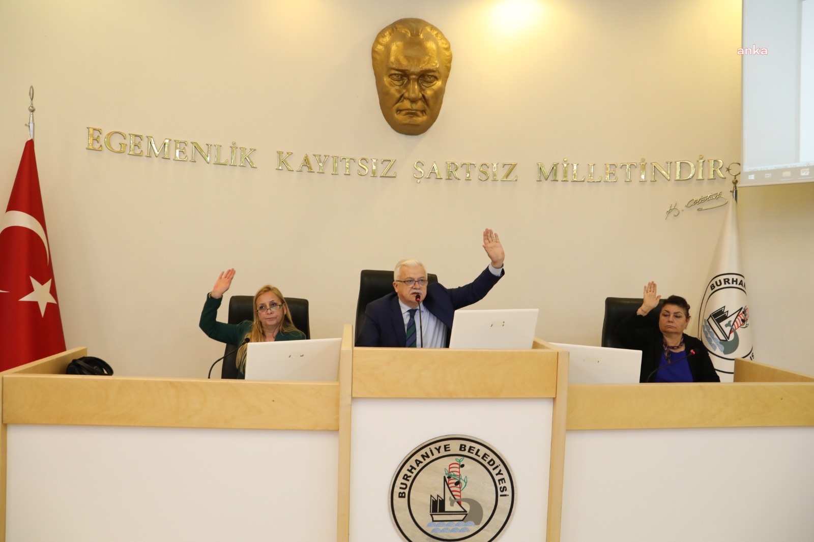 BURHANİYE BELEDİYE MECLİSİ, 2022 FAALİYET RAPORU’NU ONAYLADI