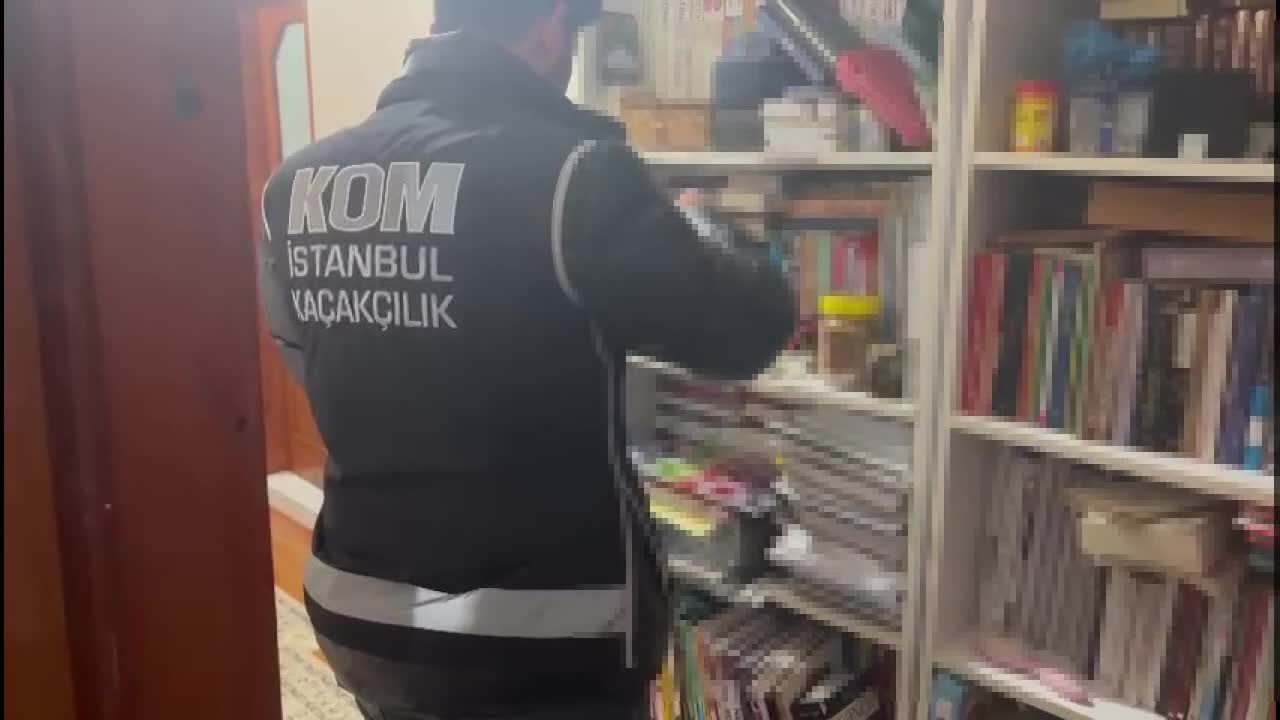 İSTANBUL MERKEZLİ 4 İLDE FETÖ OPERASYONU: 20 GÖZALTI