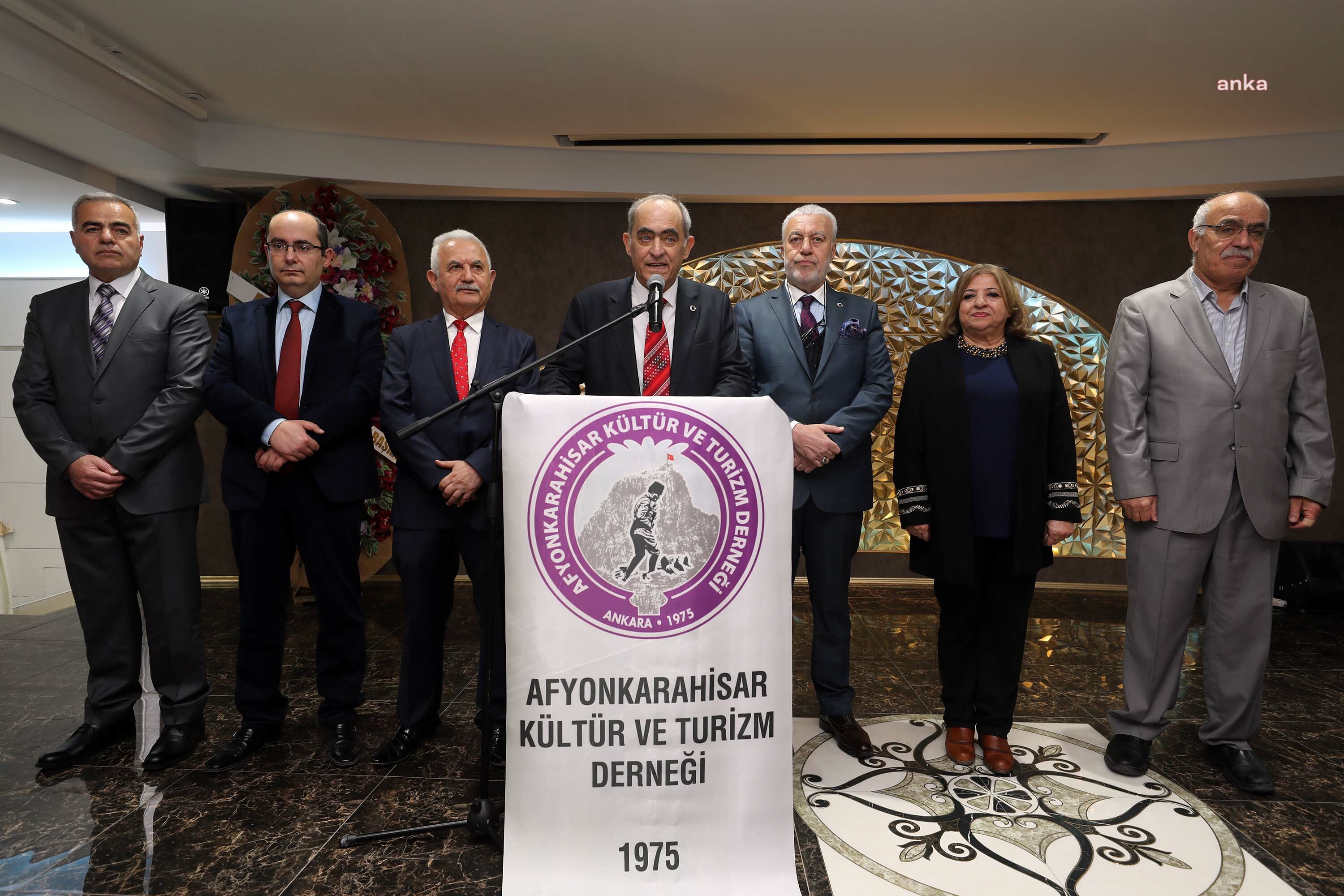 YENİMAHALLE BELEDİYE BAŞKANI YAŞAR, AFYONLULARLA İFTARDA BİR ARAYA GELDİ